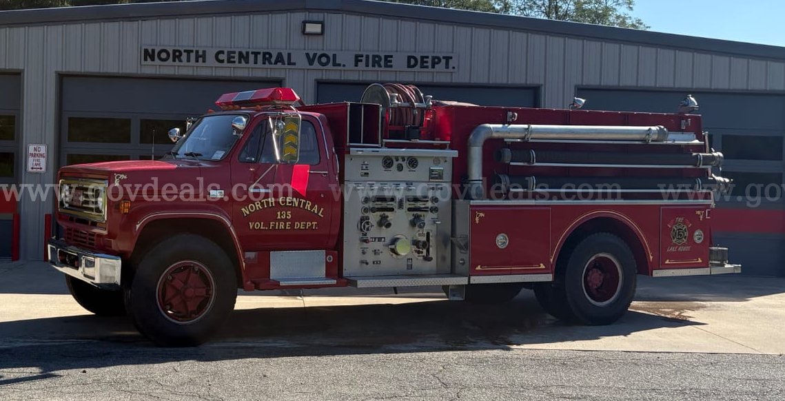 1987 Chevrolet C7D042 Fire Pumper - EEI - Detroit 8.2L Diesel Engine - LOW MILES