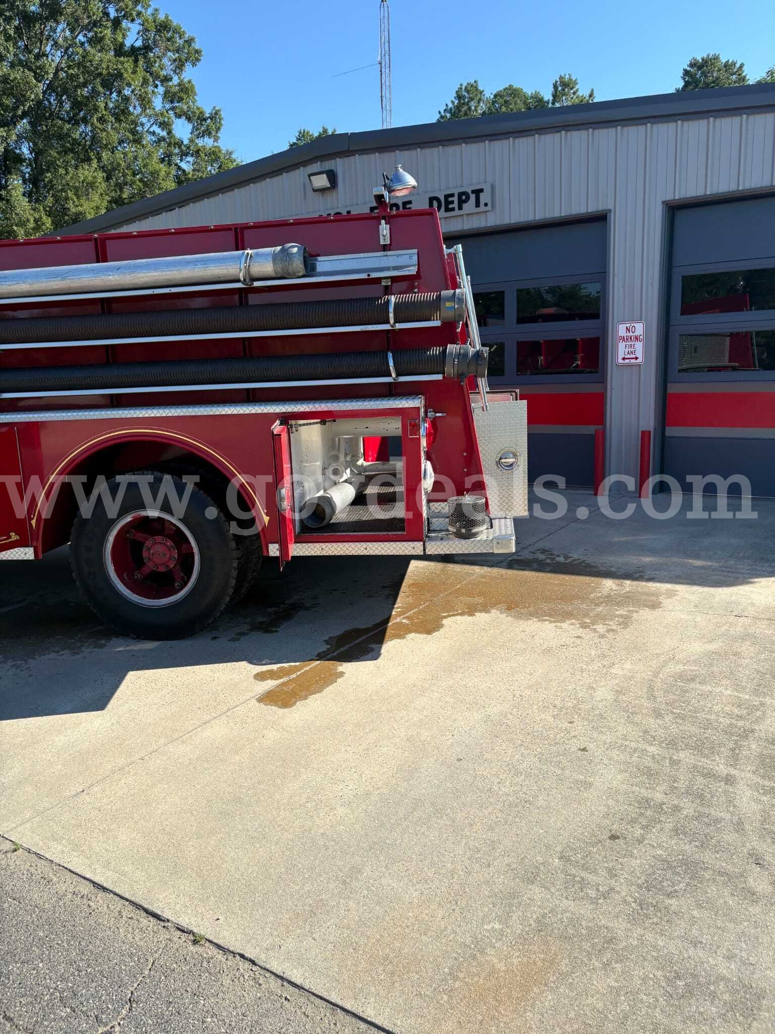 1987 Chevrolet C7D042 Fire Pumper - EEI - Detroit 8.2L Diesel Engine - LOW MILES Chevrolet C7D042 Government Surplus Auction - Photo #5