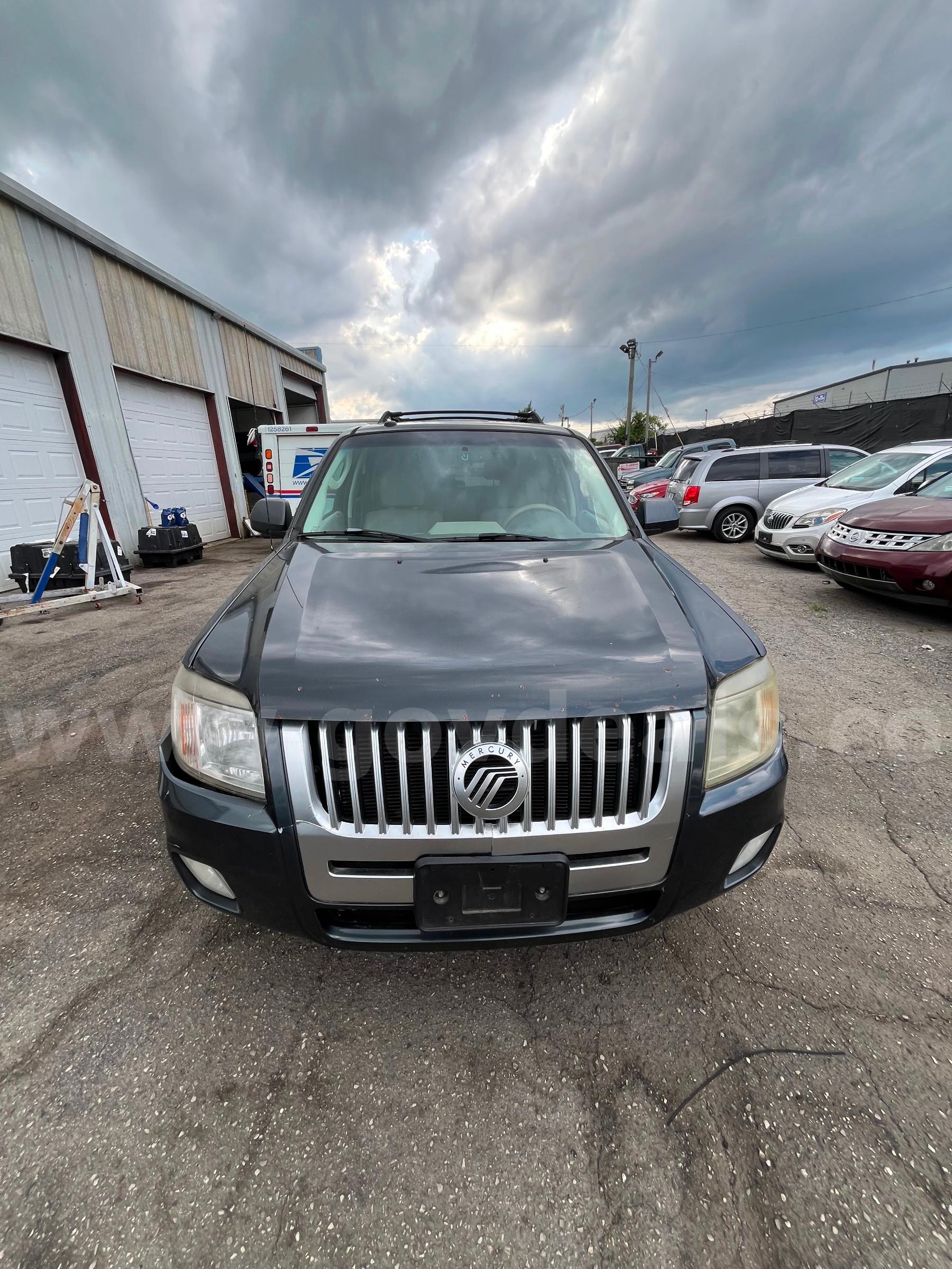 2010 Mercury Mariner Premier Mercury Mariner Government Surplus Auction - Photo #2