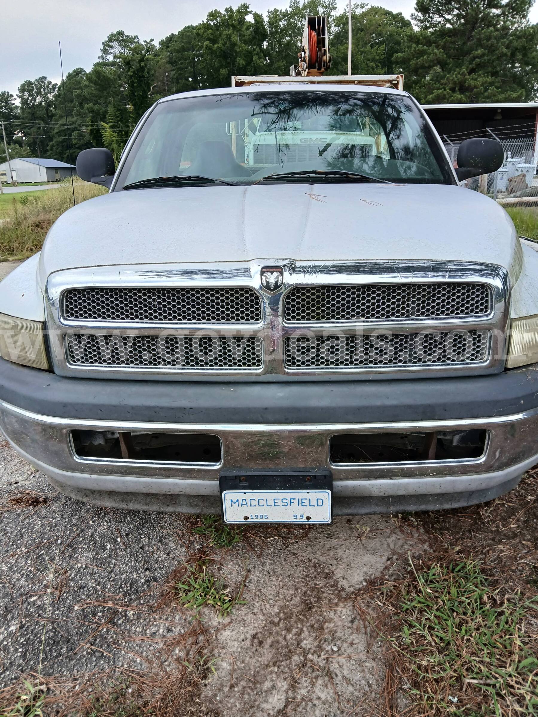 2001 Dodge Ram Truck Dodge Ram 1500 Government Surplus Auction - Photo #2