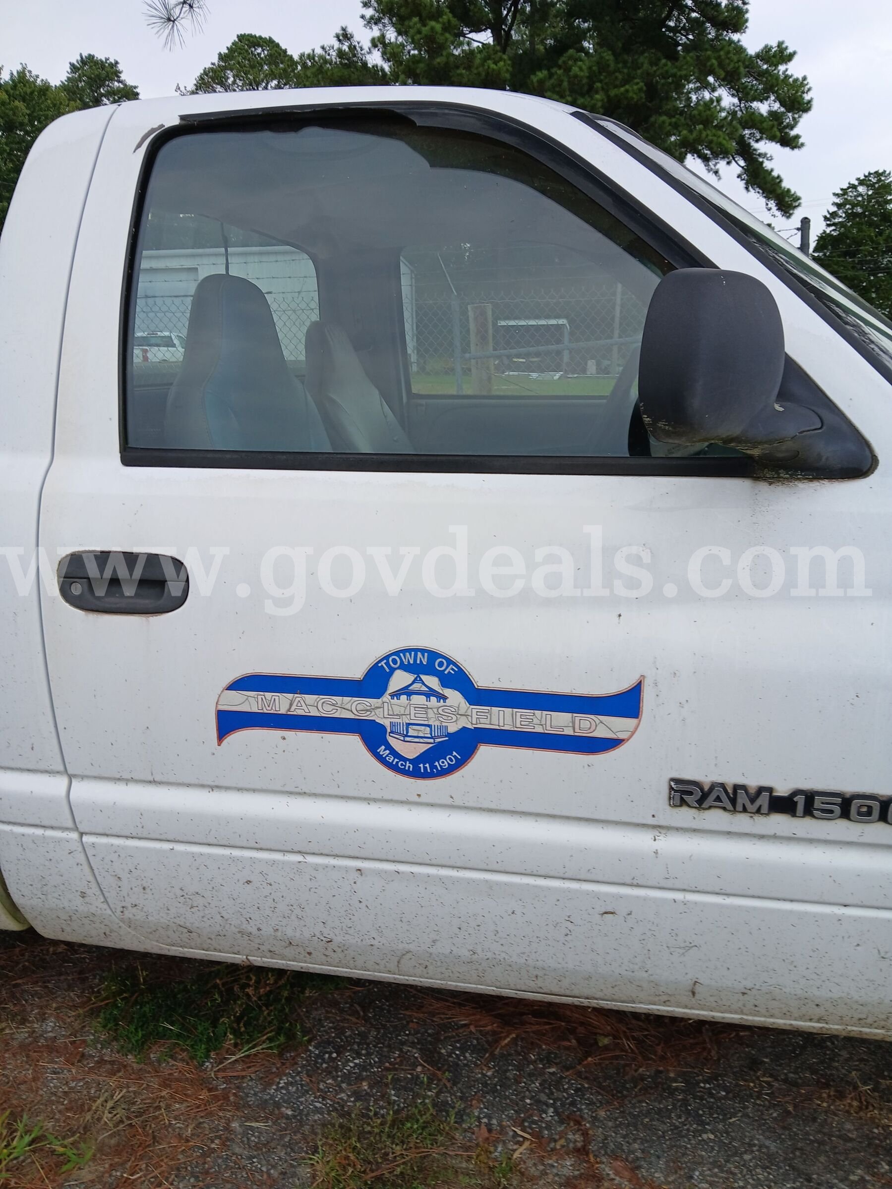 2001 Dodge Ram Truck Dodge Ram 1500 Government Surplus Auction - Photo #4