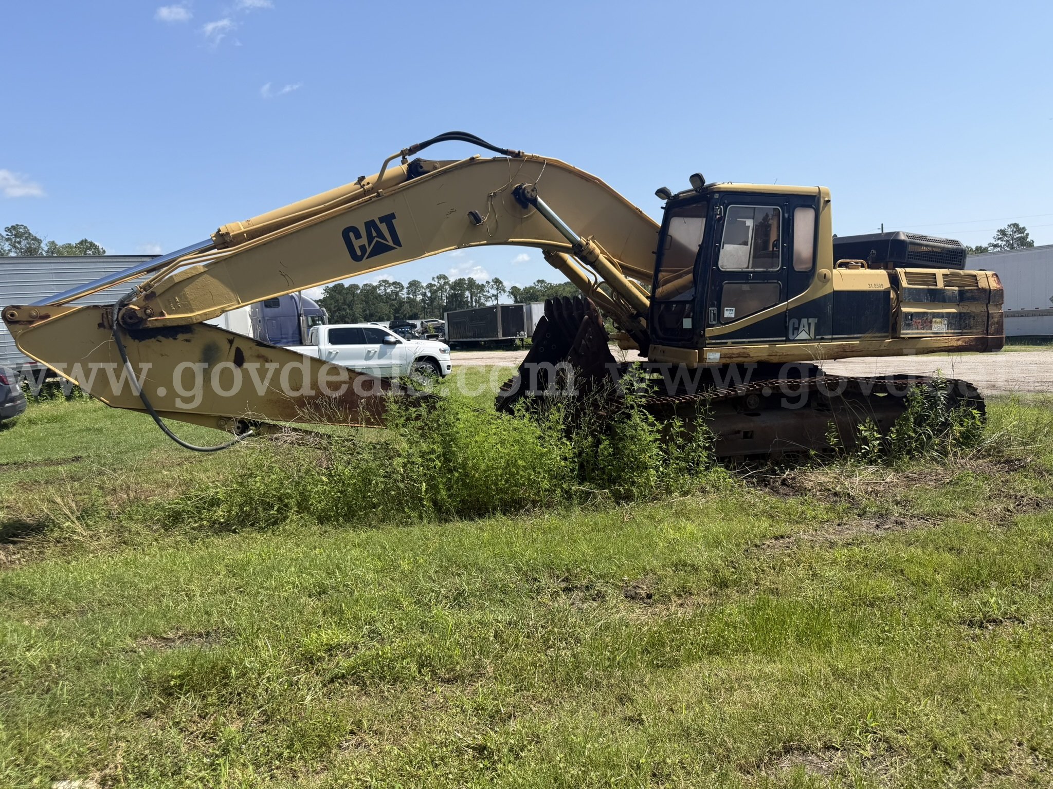 CAT 330L excavator