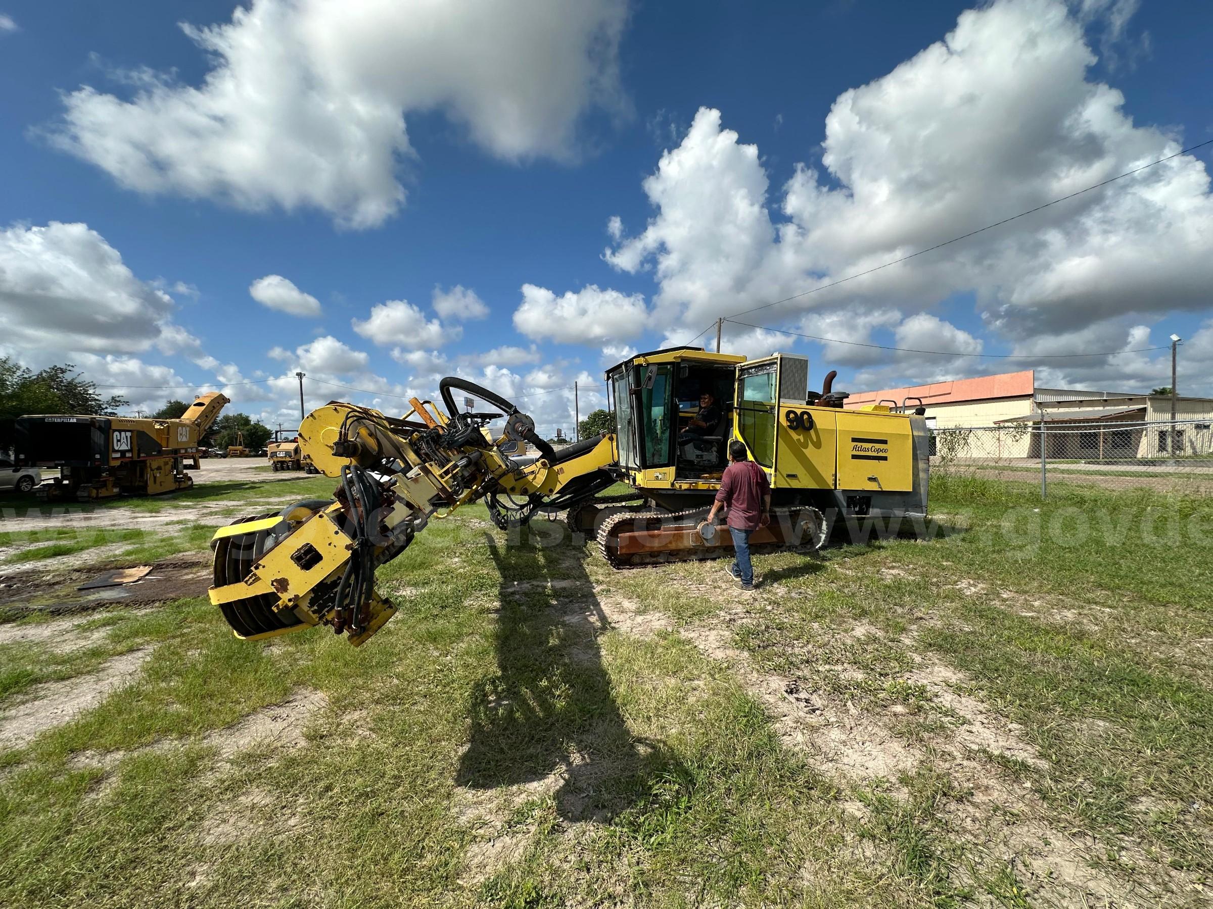 2007 Atlas Copco Drill ROC L6H-54 Atlas Copco ROC L6H-54 Government Surplus Auction - Photo #2