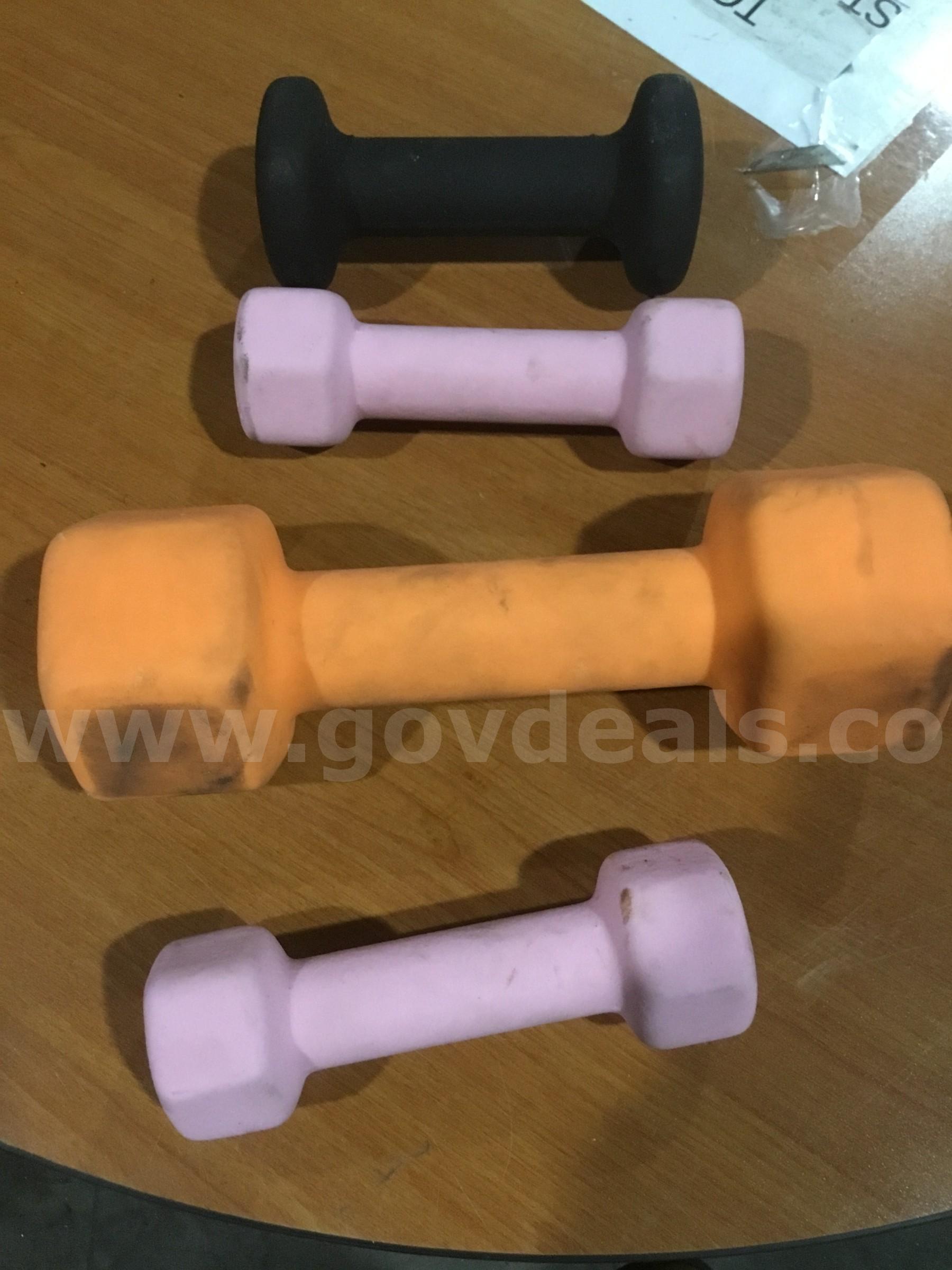4 misc dumbbells "DH"   Government Surplus Auction - Photo #2