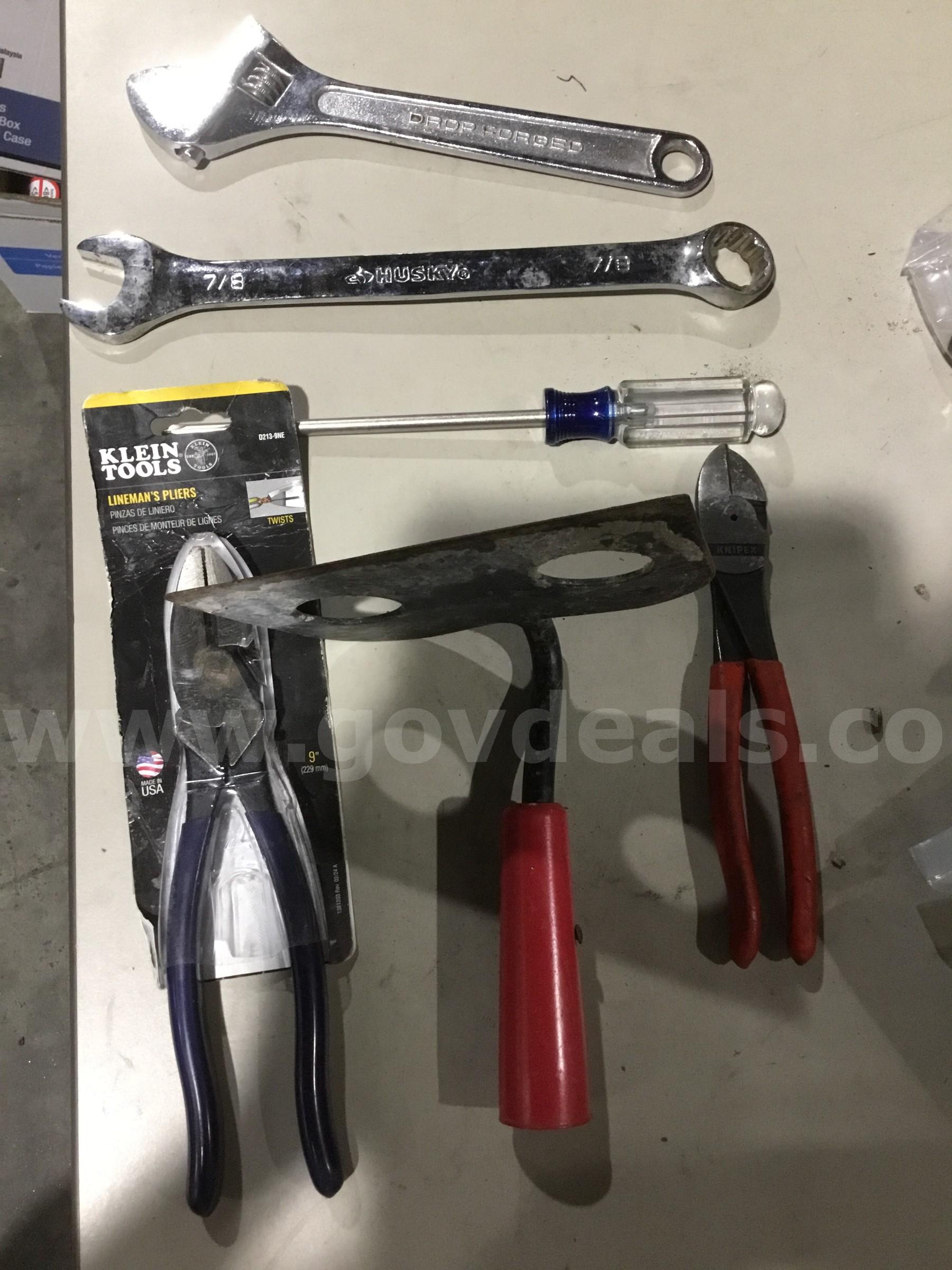 Lot of items-silver 7/8 wrench tool  "DH"