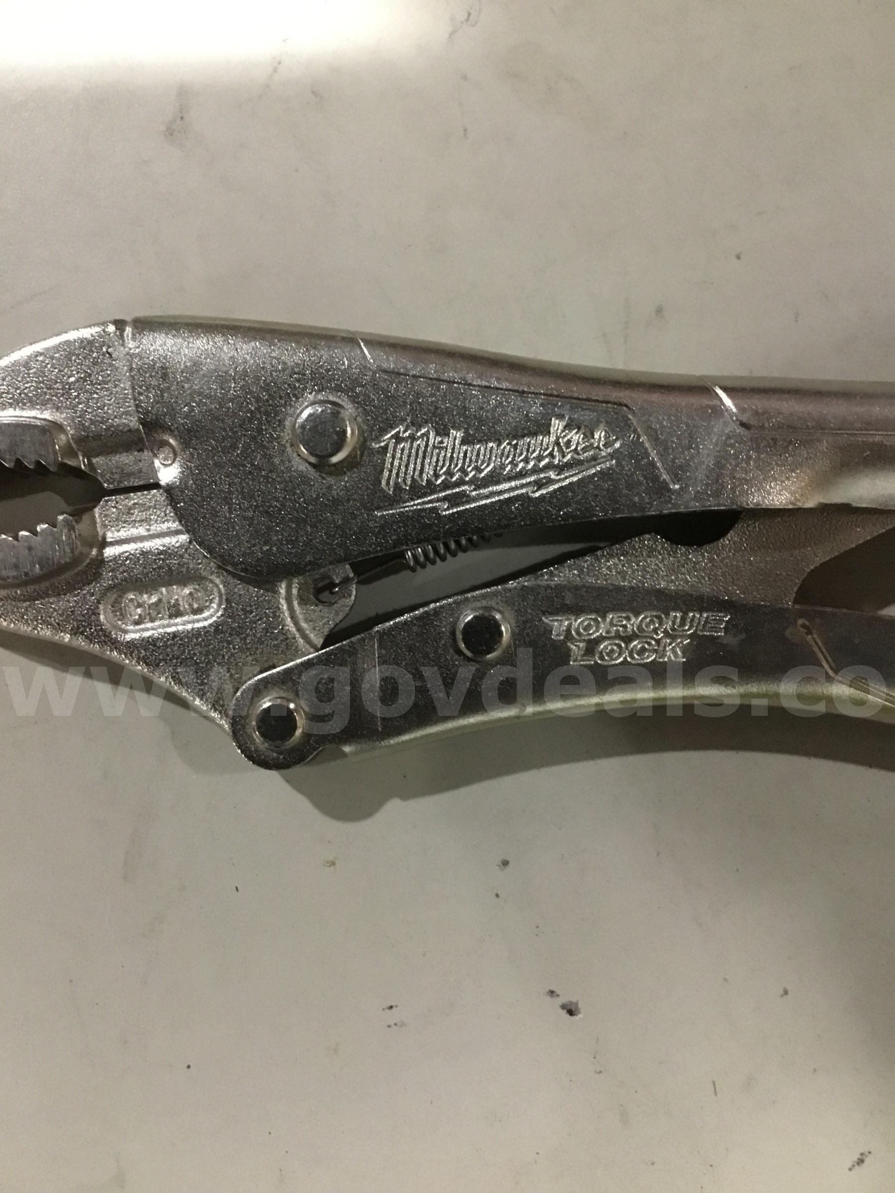 Lot of items-lime green & black drill gun (NO BATTERY INCLUDED)  "DH"   Government Surplus Auction - Photo #3
