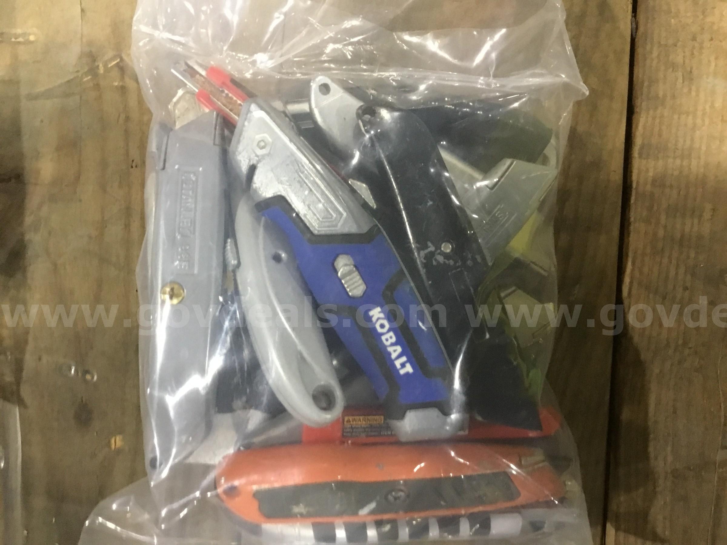 1 Lot of Utility Knives   Government Surplus Auction - Primary Photo