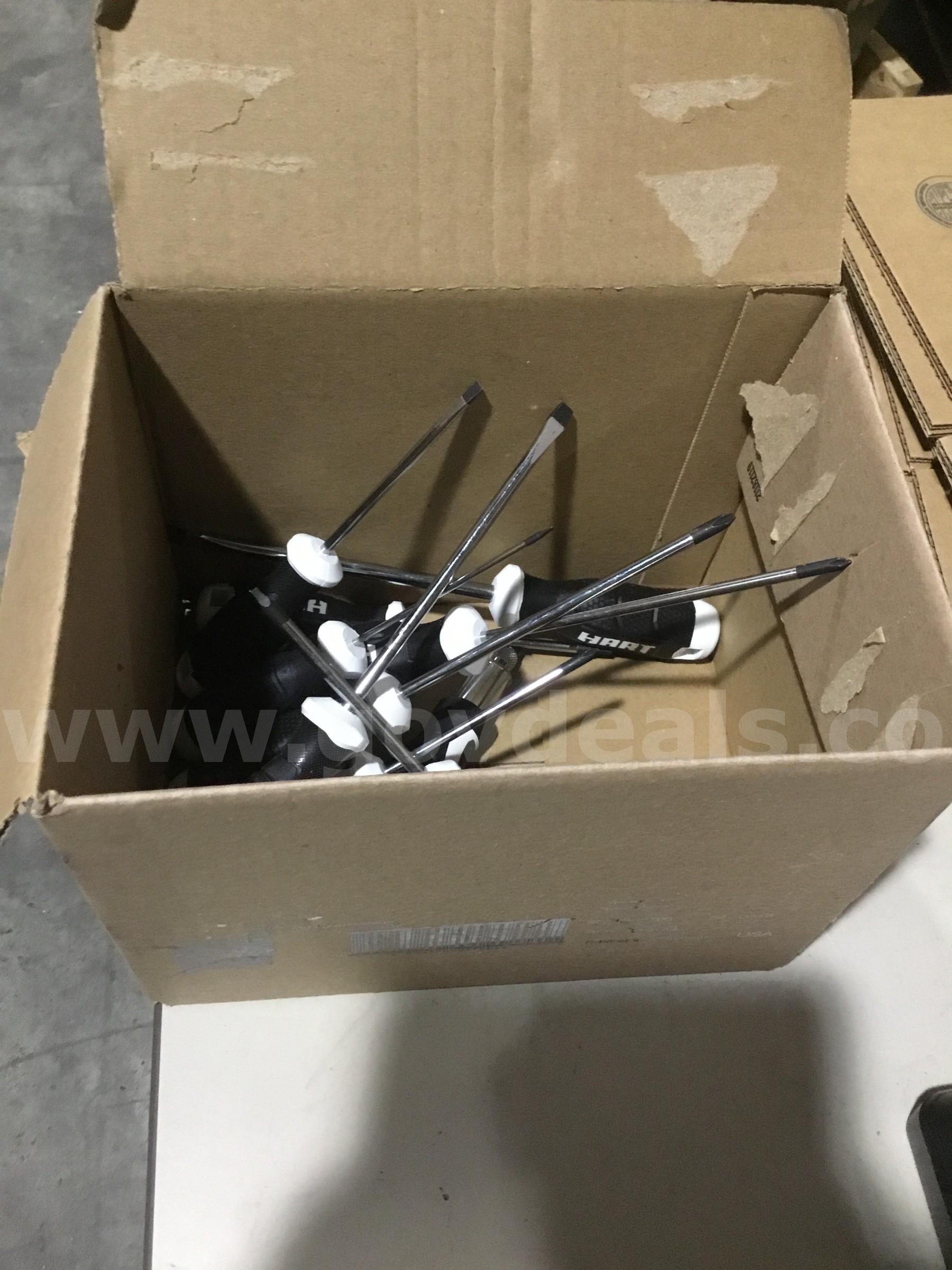 Lot of items-10 screwdrivers, & 1 ratchet screwdriver  "DH"   Government Surplus Auction - Photo #3