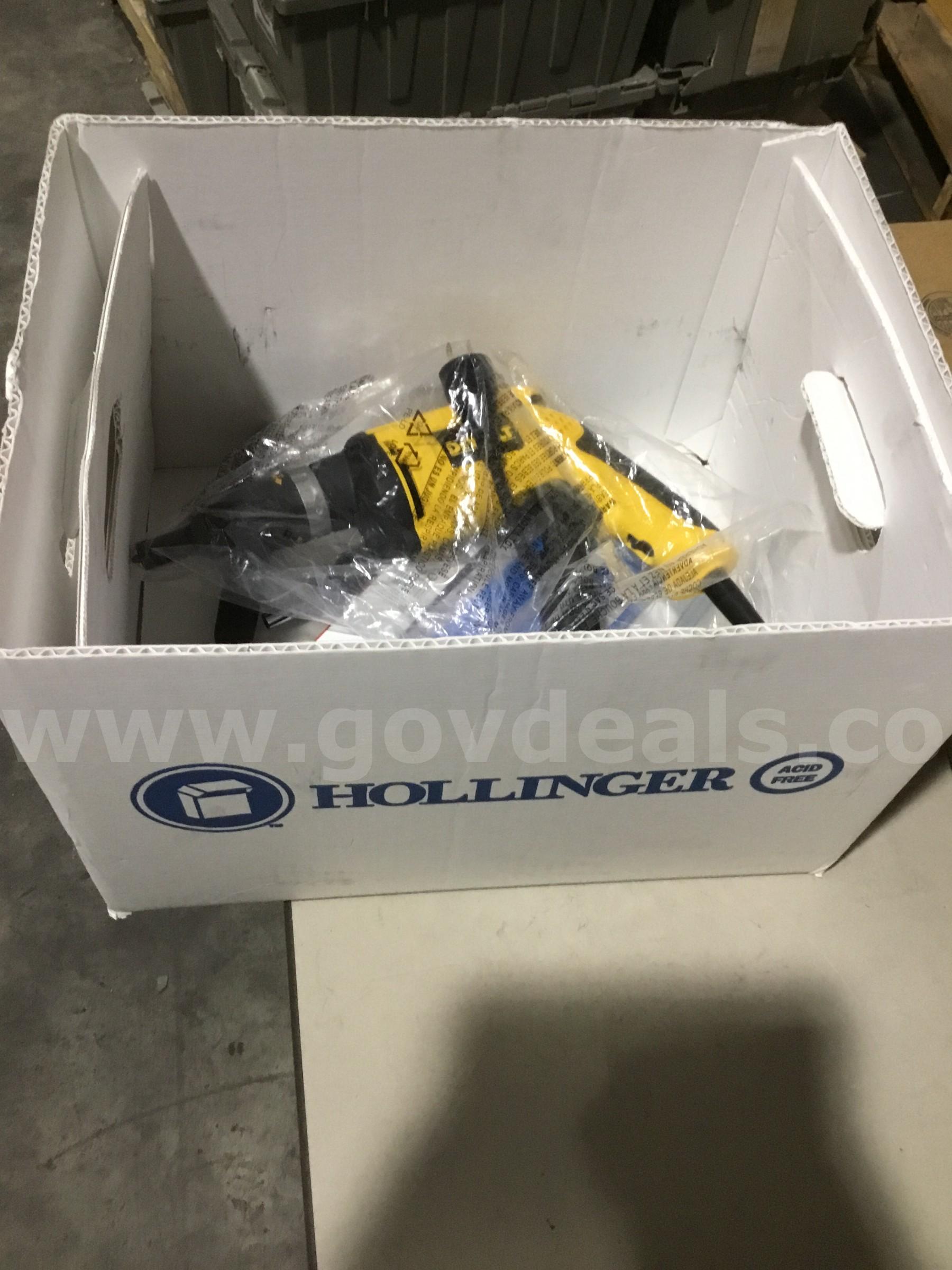 Lot of items-yellow & black Drywall screwdriver (IT TURNS ON)  "DH"   Government Surplus Auction - Photo #6