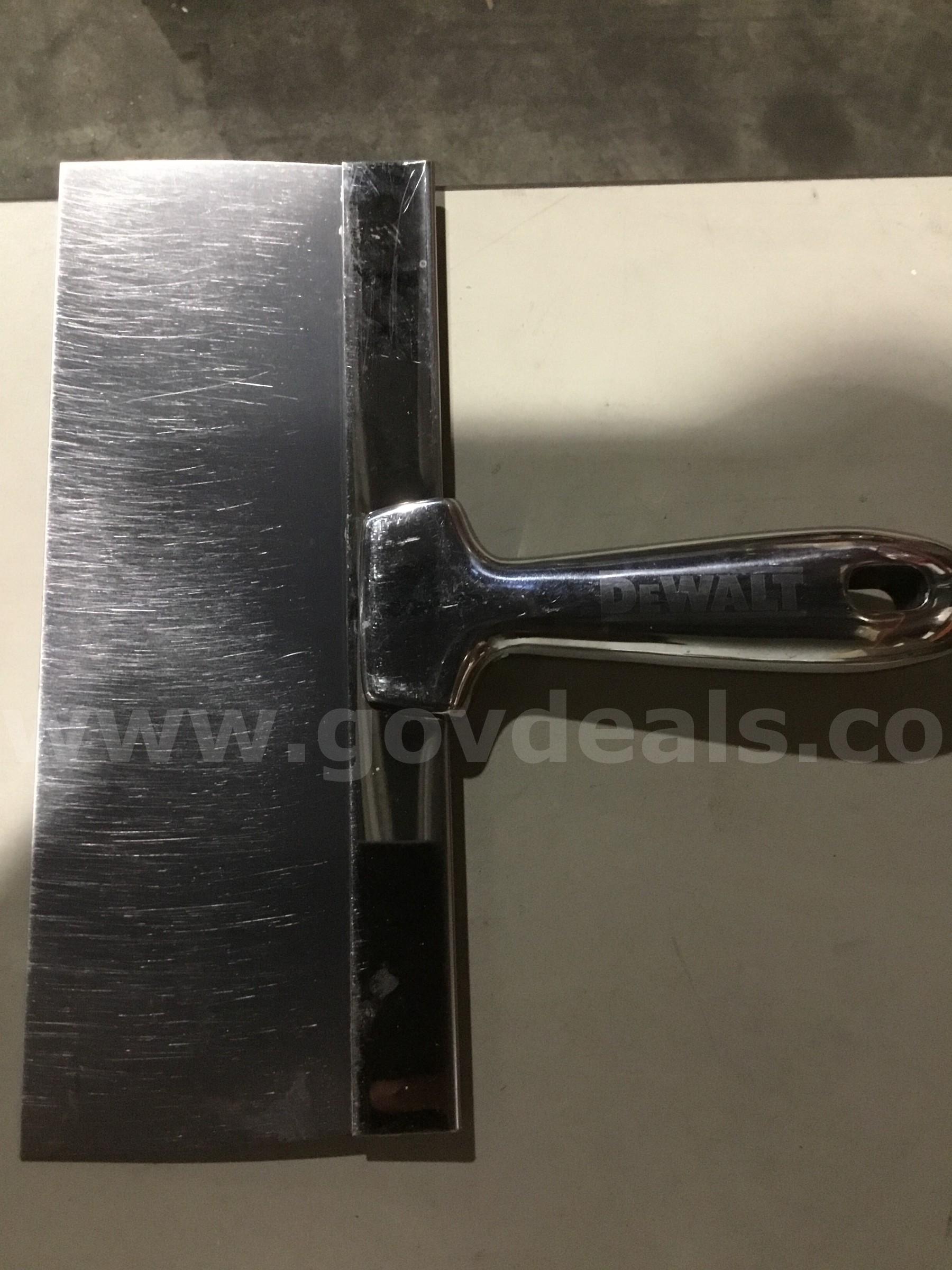 Lot of items-2 scraper tools  "DH"   Government Surplus Auction - Photo #3
