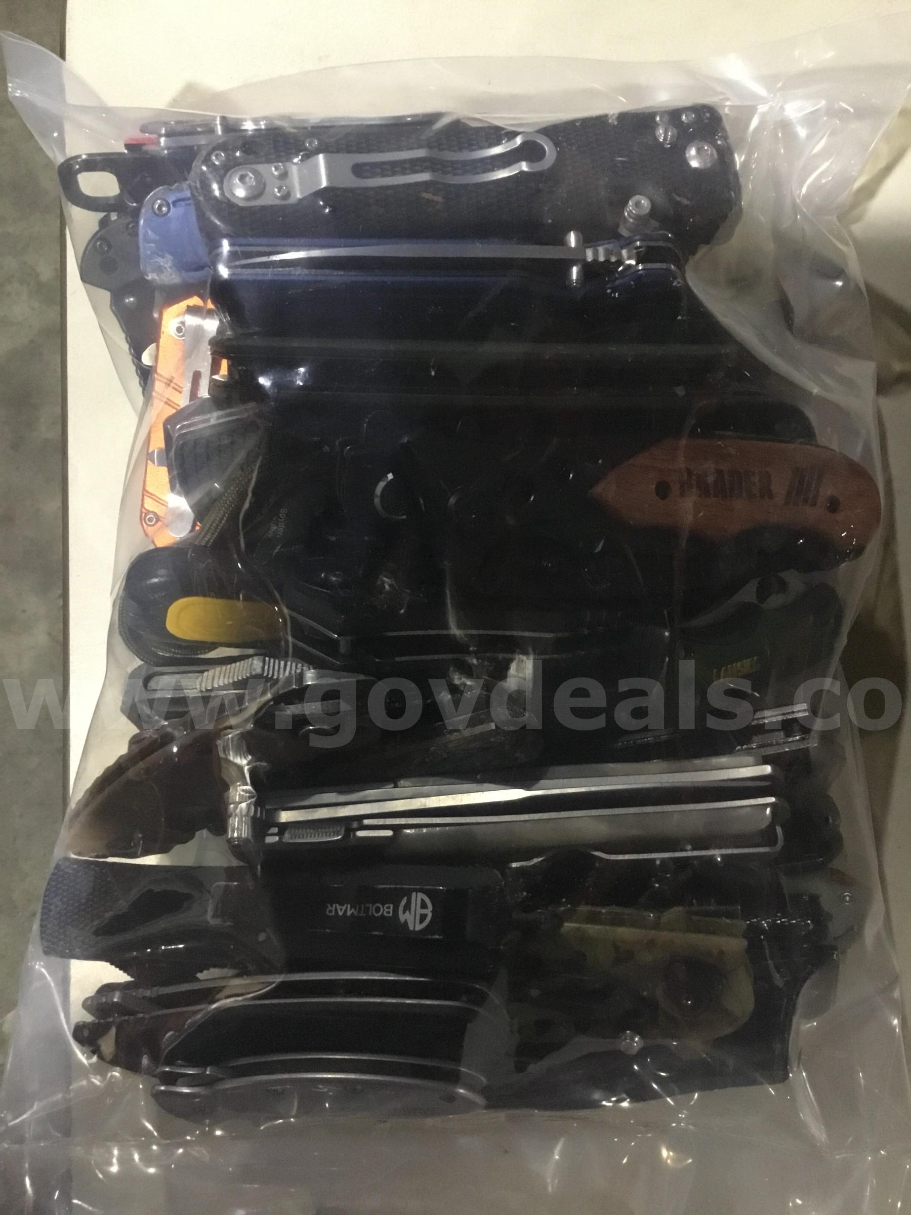Knife Lot   Government Surplus Auction - Photo #4
