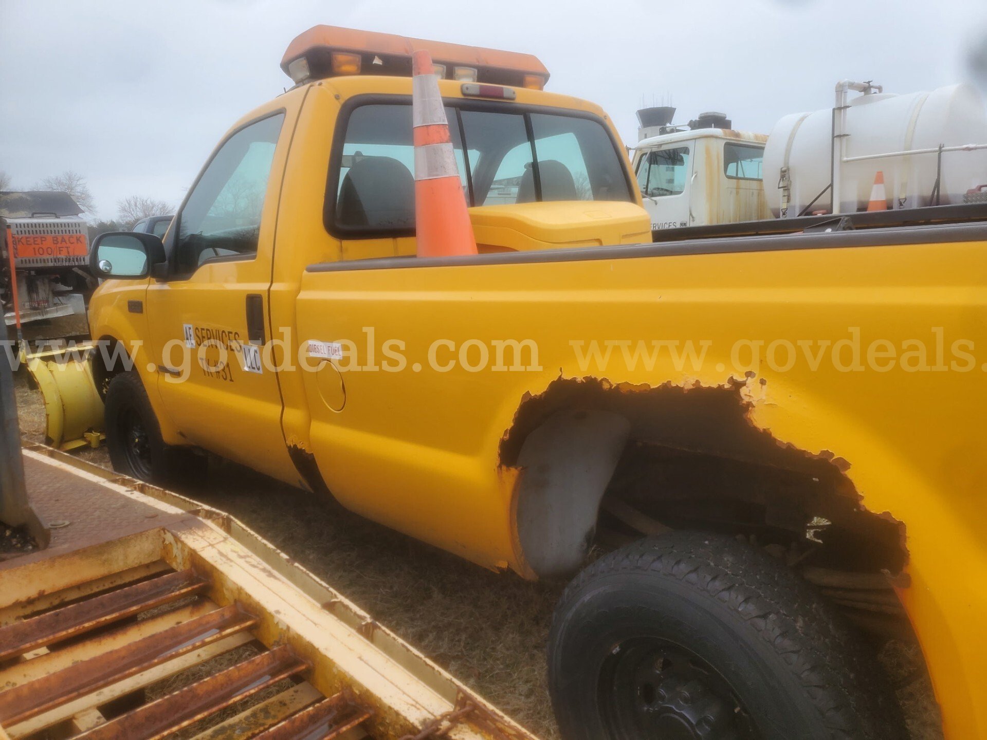 2001 Ford F350 Ford F350 Government Surplus Auction - Photo #2