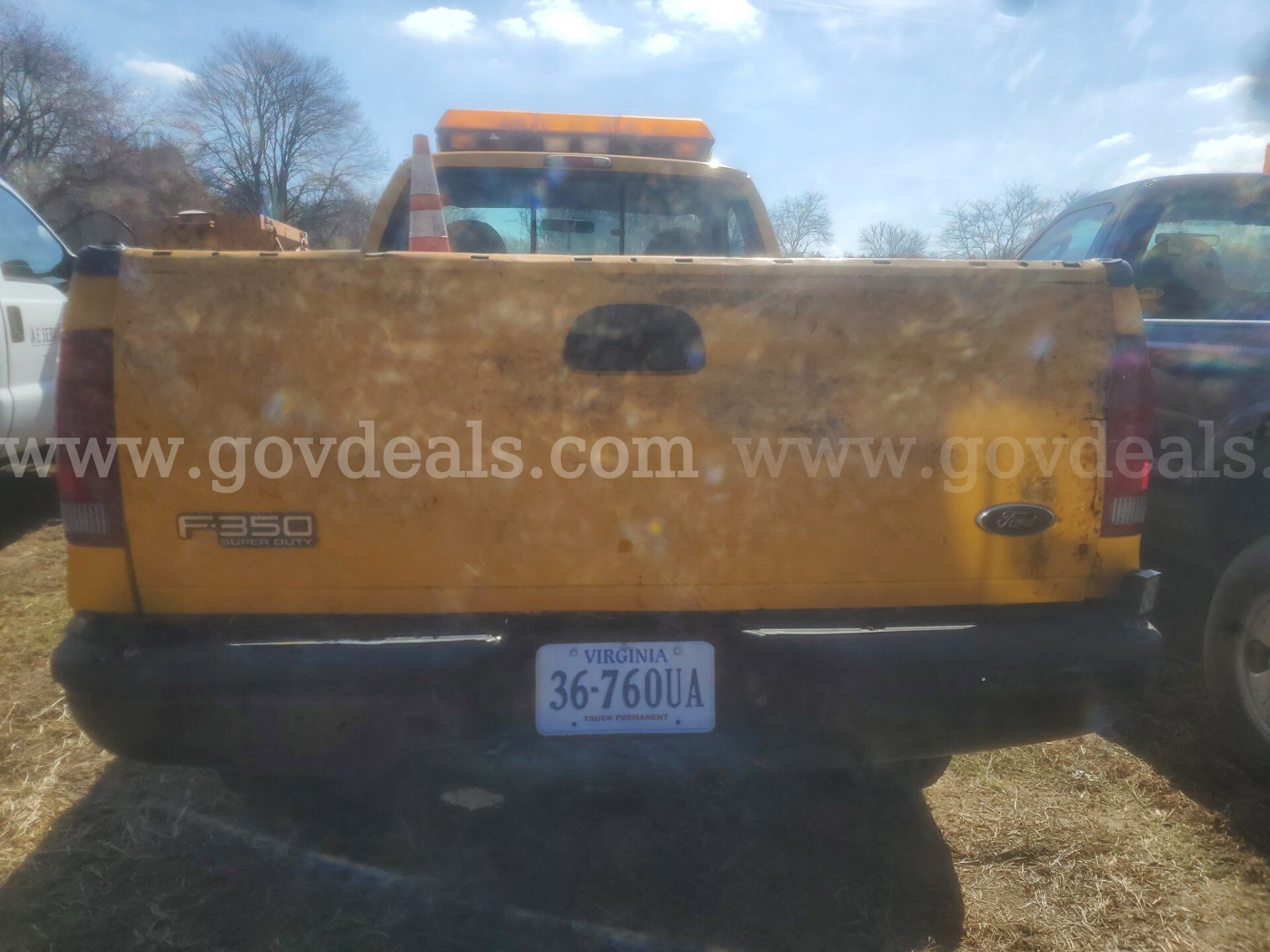 2001 Ford F350 Ford F350 Government Surplus Auction - Photo #5