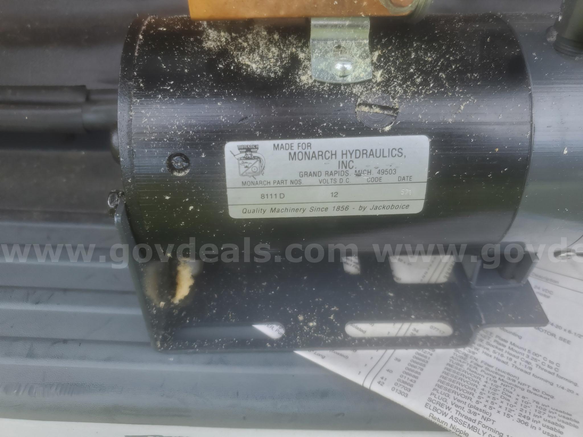 Monarch Dyna-Might M-500-3A 12V Hydraulic Power Unit / Hydraulic Pump Monarch 500 Government Surplus Auction - Photo #2