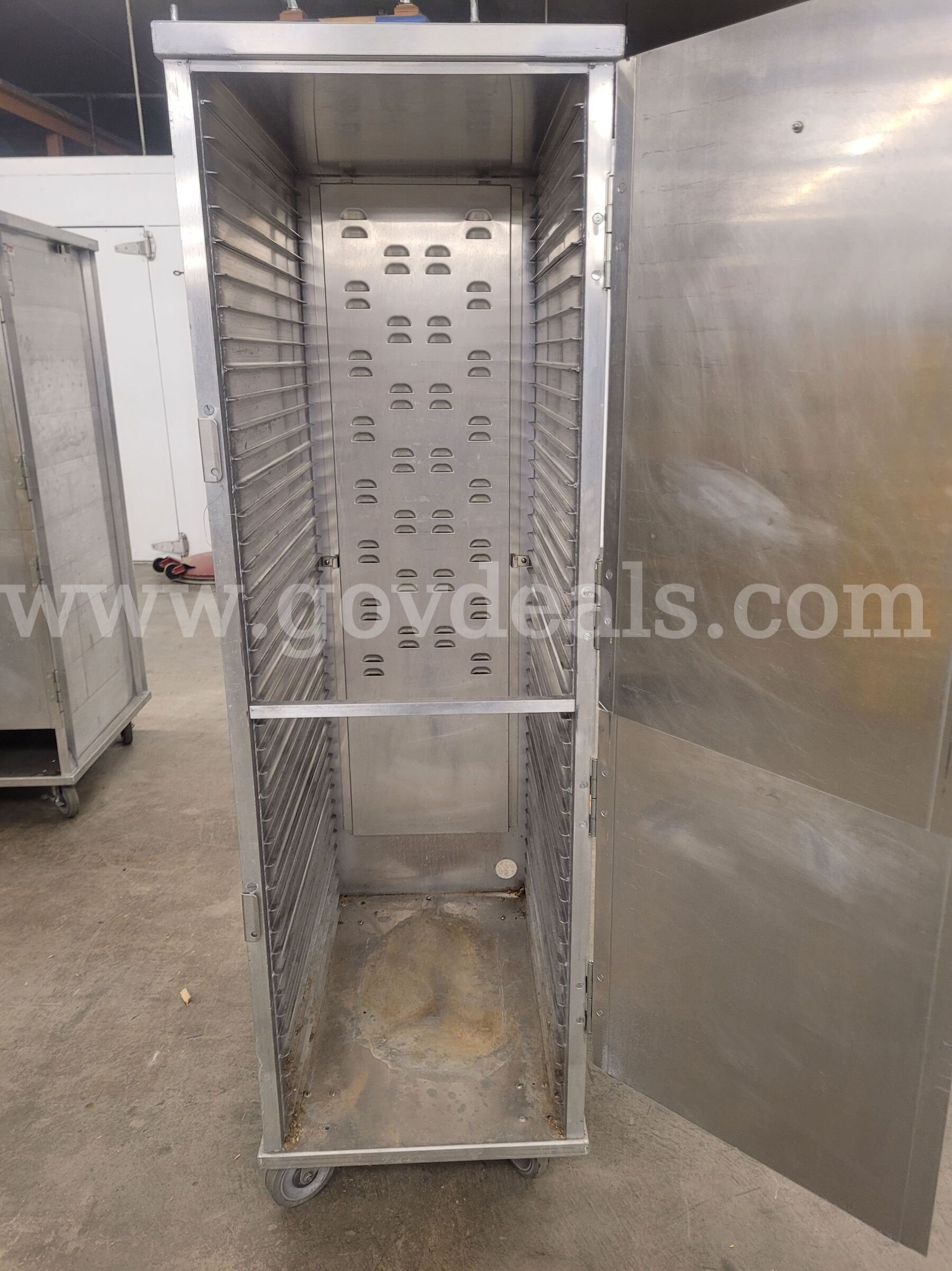 Non-Insulated Proofer Cabinet Piper Products 934-H-DD Government Surplus Auction - Photo #6