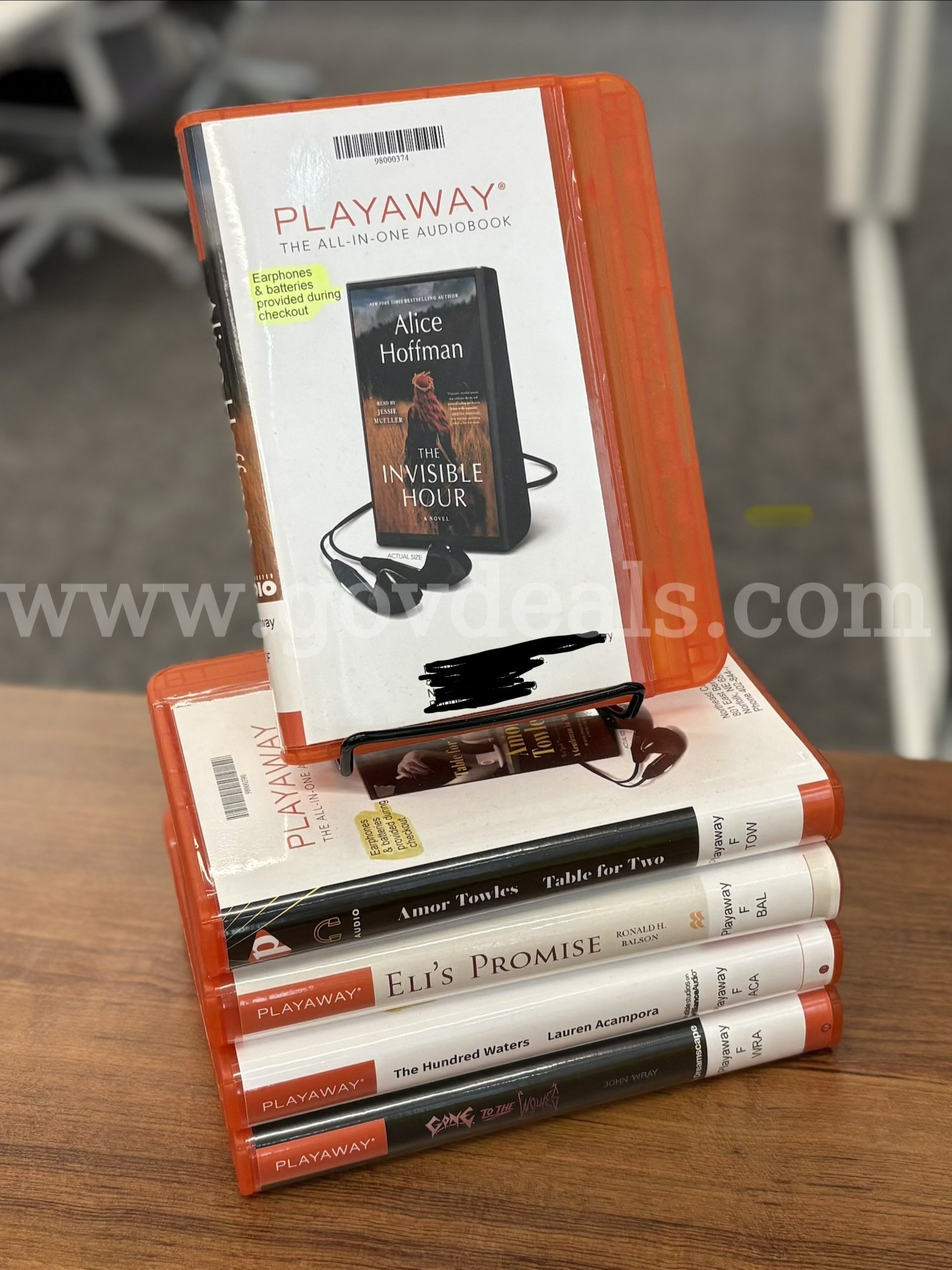 Playaways audiobooks - Fiction 205 unit lot Playaways 205 Government Surplus Auction - Photo #4