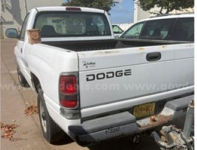 2001 Dodge Ram 1500 Pickup Truck (2598461) San Diego, CA Dodge Ram 1500 Government Surplus Auction - Photo #2