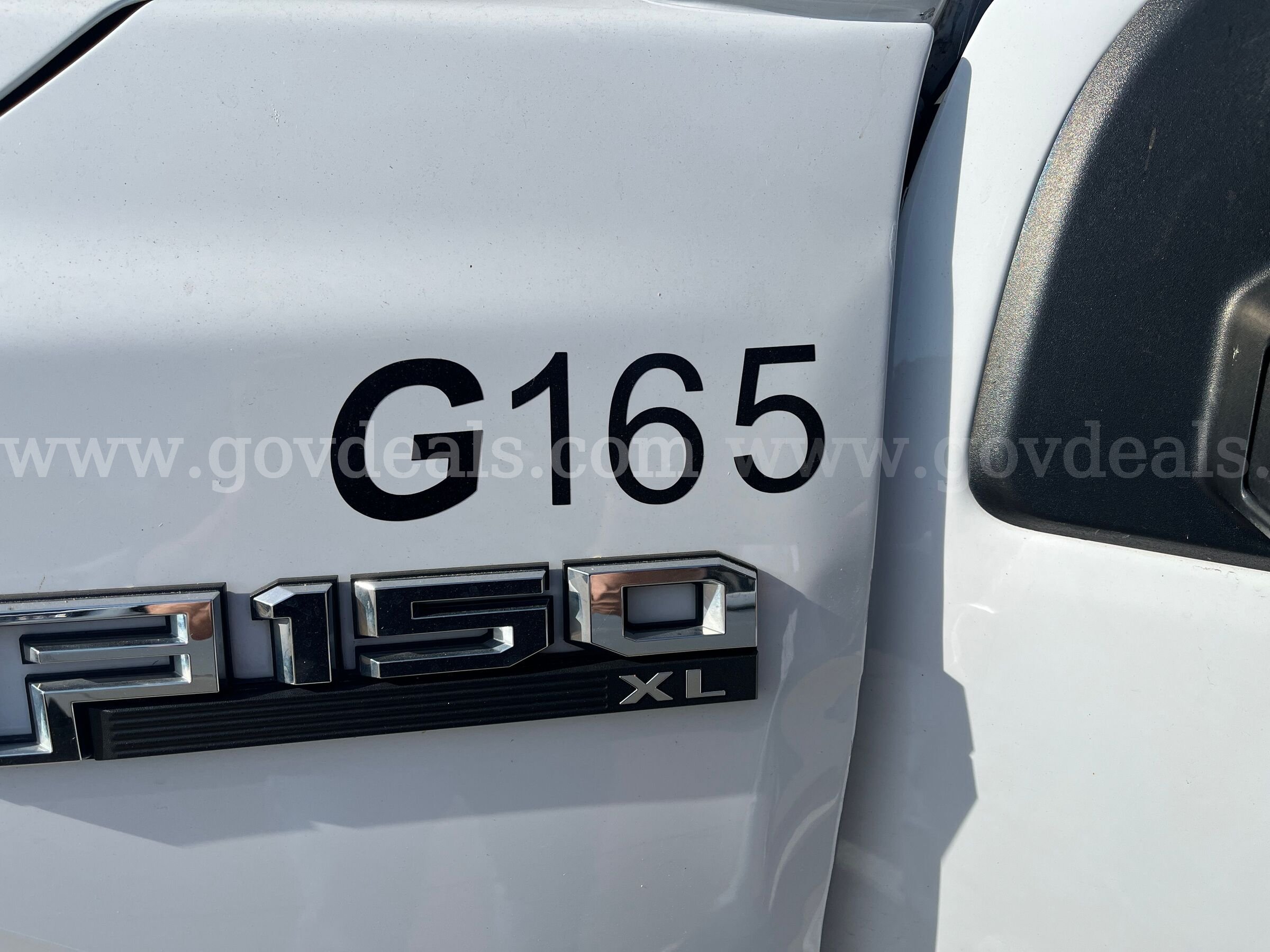 2017 Ford F-150 XL 4x4 Super Crew Cab Pickup Ford F-150 Government Surplus Auction - Photo #4
