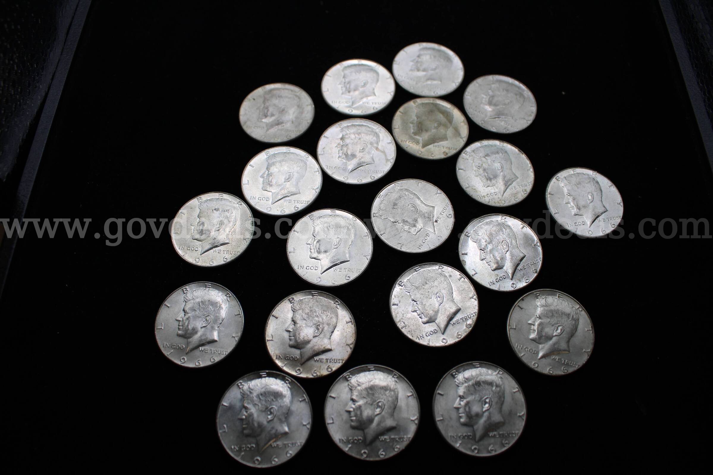 OLD COINS (20)   Government Surplus Auction - Primary Photo