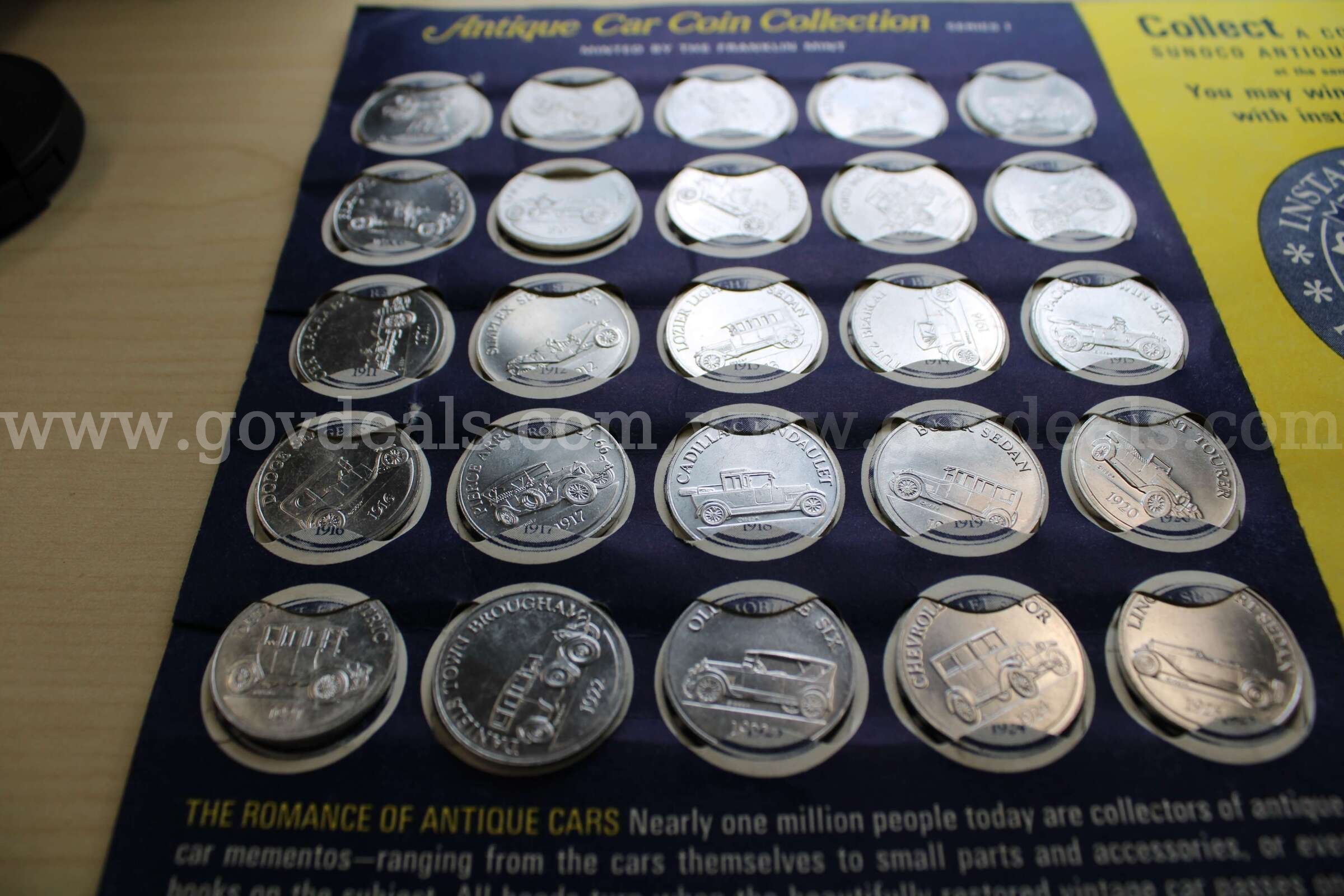COIN SETS (2); BOOKLET (1)   Government Surplus Auction - Photo #3