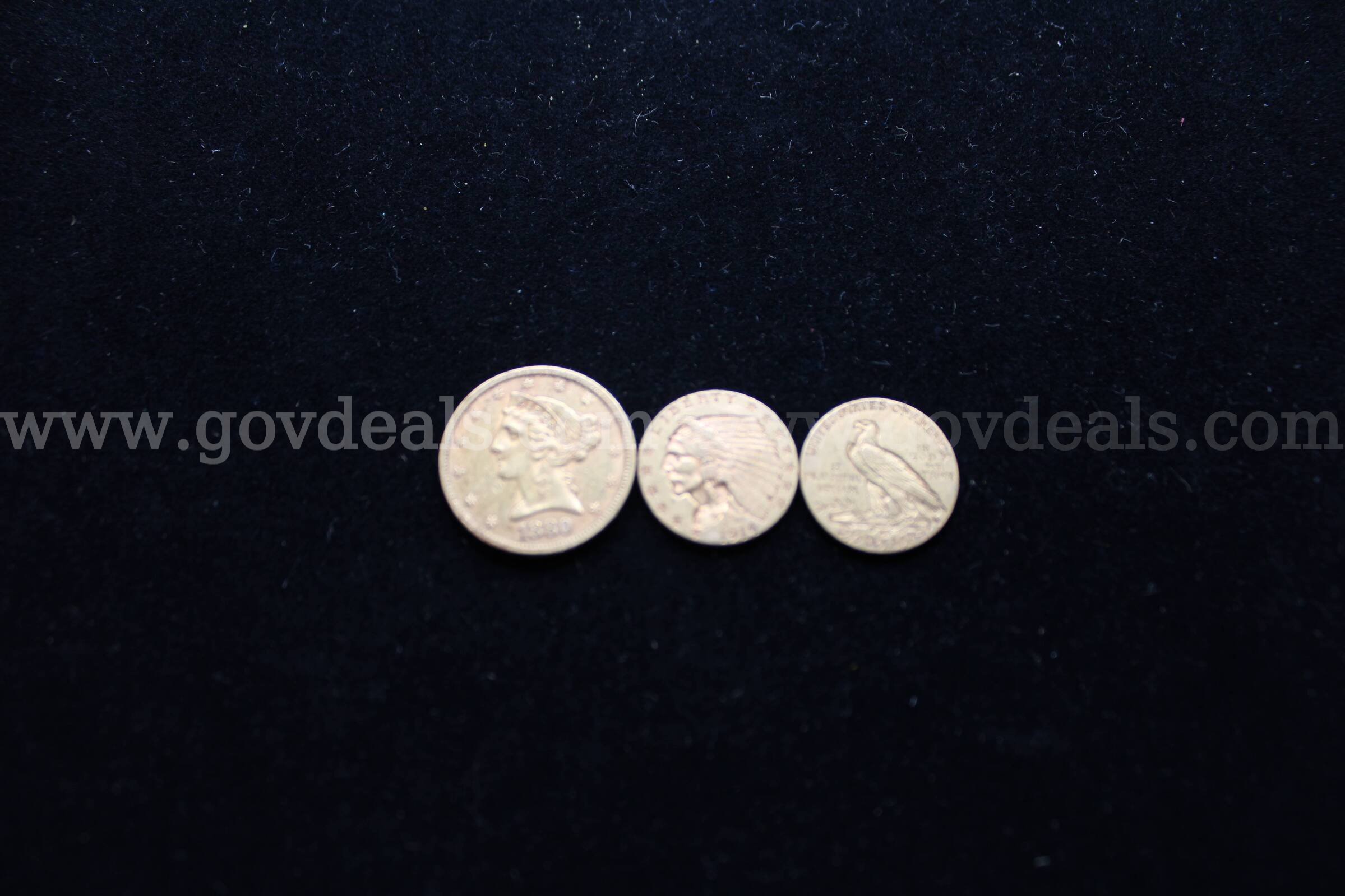 COIN SET (1); $1 BILL (1); $1 COIN (10); HALF DOLLARY (5); QUARTER (2)   Government Surplus Auction - Photo #5