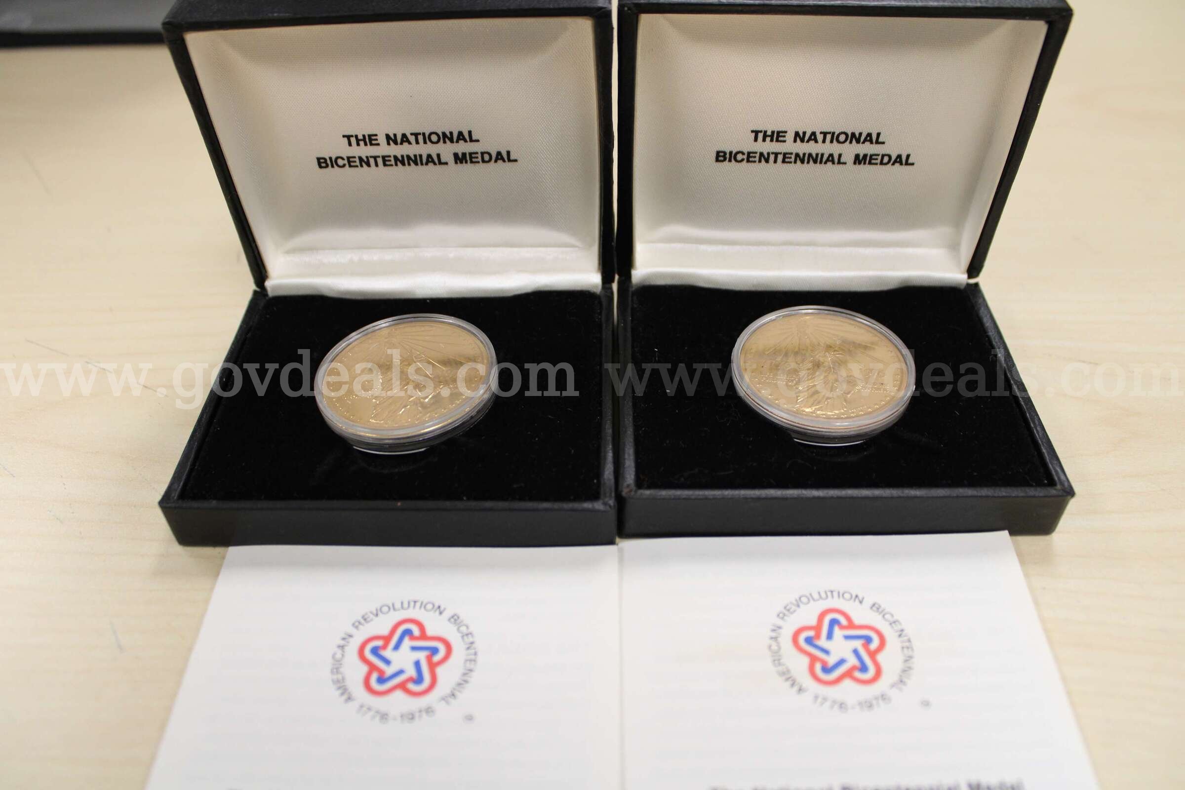 Coins Sets (34)      Collectors Coins (5)   Government Surplus Auction - Photo #5