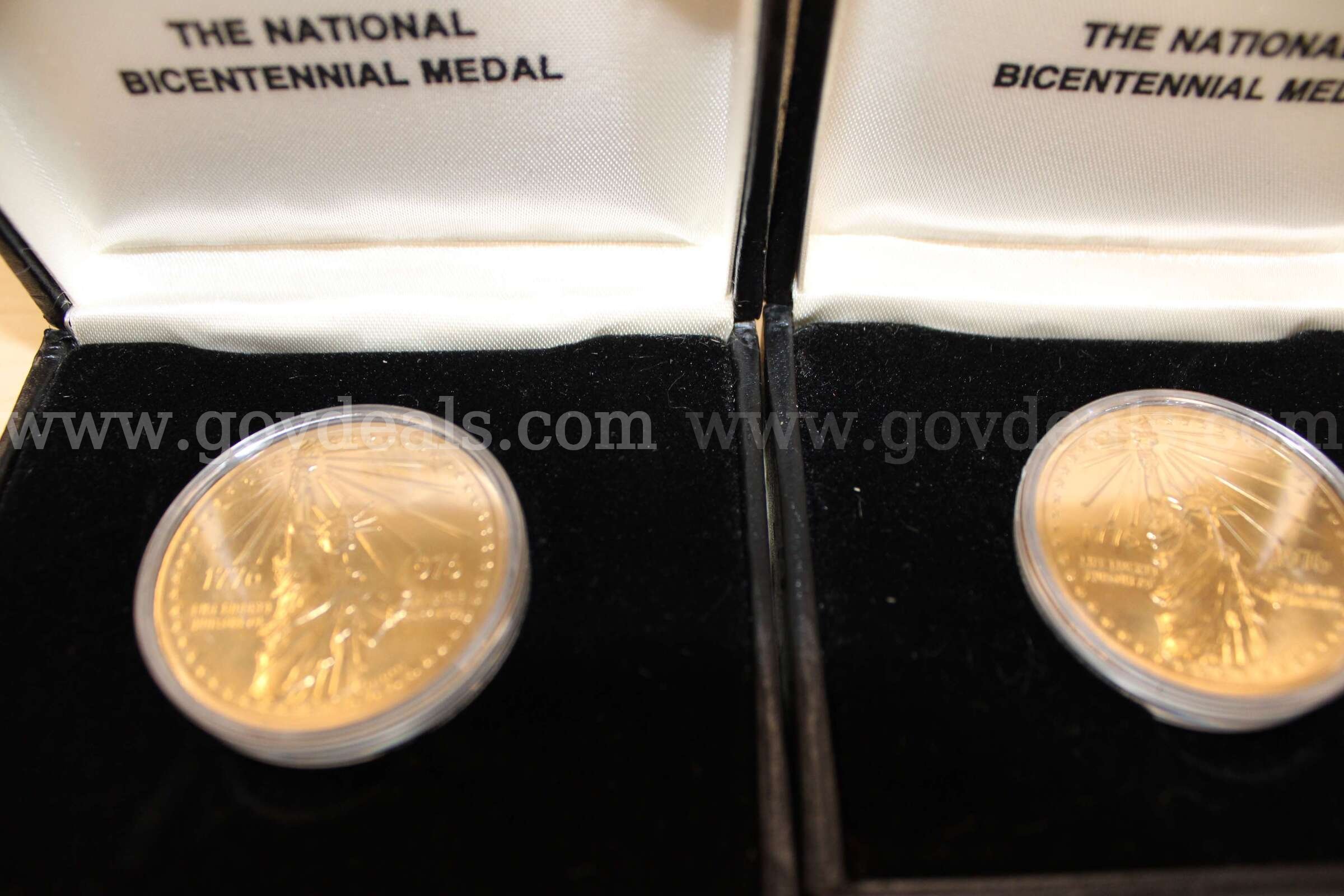 Coins Sets (34)      Collectors Coins (5)   Government Surplus Auction - Photo #6