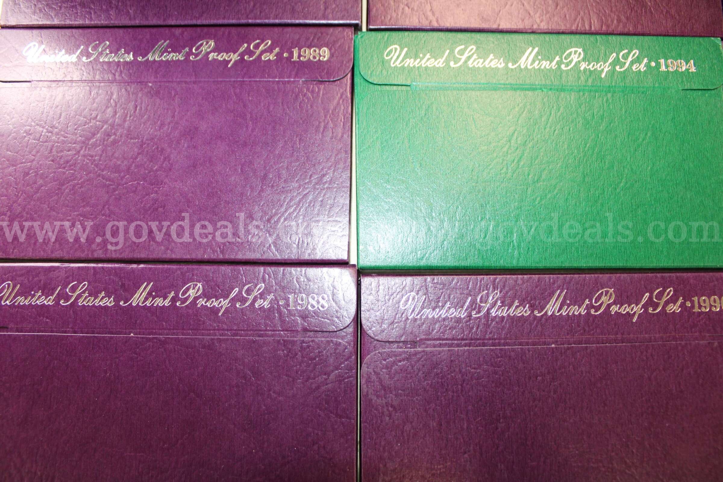 Collectors Coins (6)    Coins Sets (24)      $1.00 Coins (7)   Government Surplus Auction - Photo #4