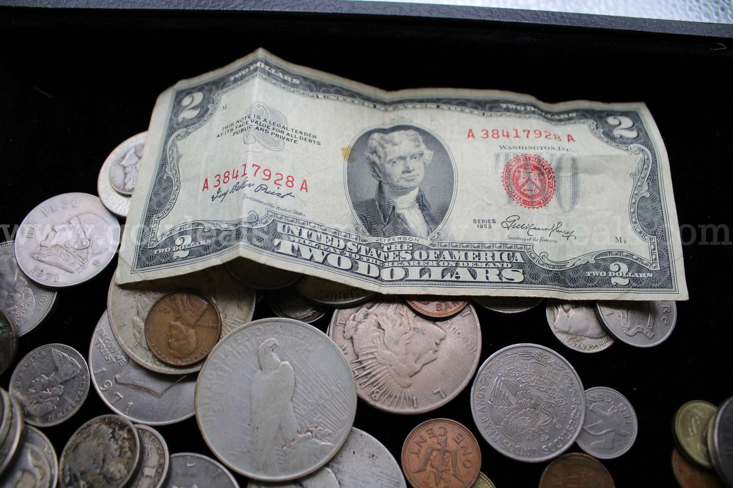 $2 BILL (2); DIMES (7); QUARTERS (4); NICKELS (10); PENNY (22); $1 COIN (8)   Government Surplus Auction - Photo #2