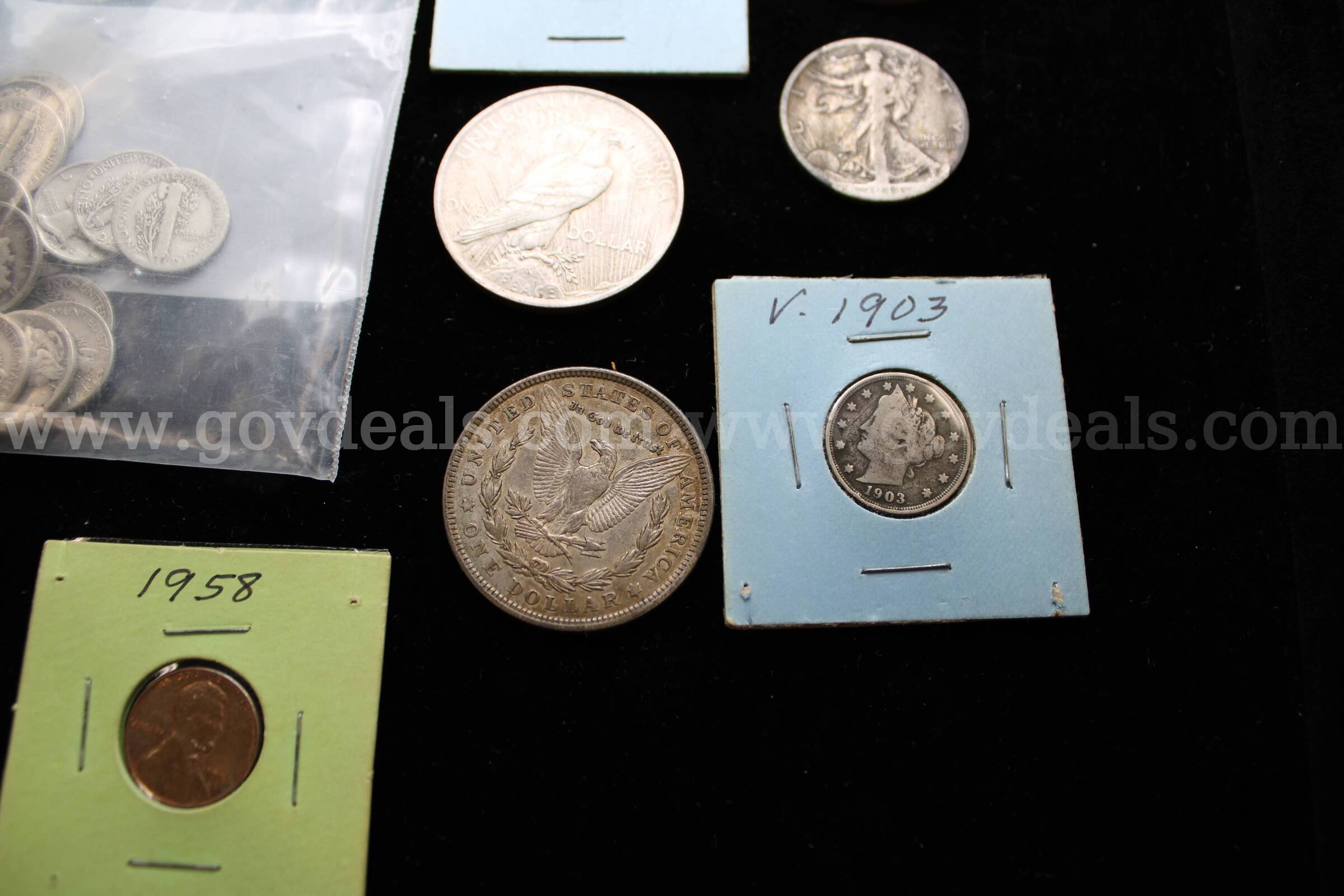$1.00 COIN (3), 0.50 COIN (1), 0.01 COIN (1), 0.05 COIN (2).  0.10 COIN (16)   Government Surplus Auction - Photo #2