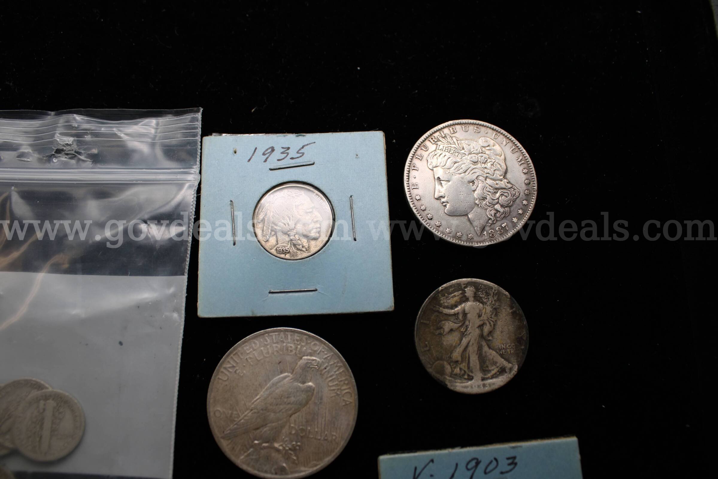 $1.00 COIN (3), 0.50 COIN (1), 0.01 COIN (1), 0.05 COIN (2).  0.10 COIN (16)   Government Surplus Auction - Photo #3