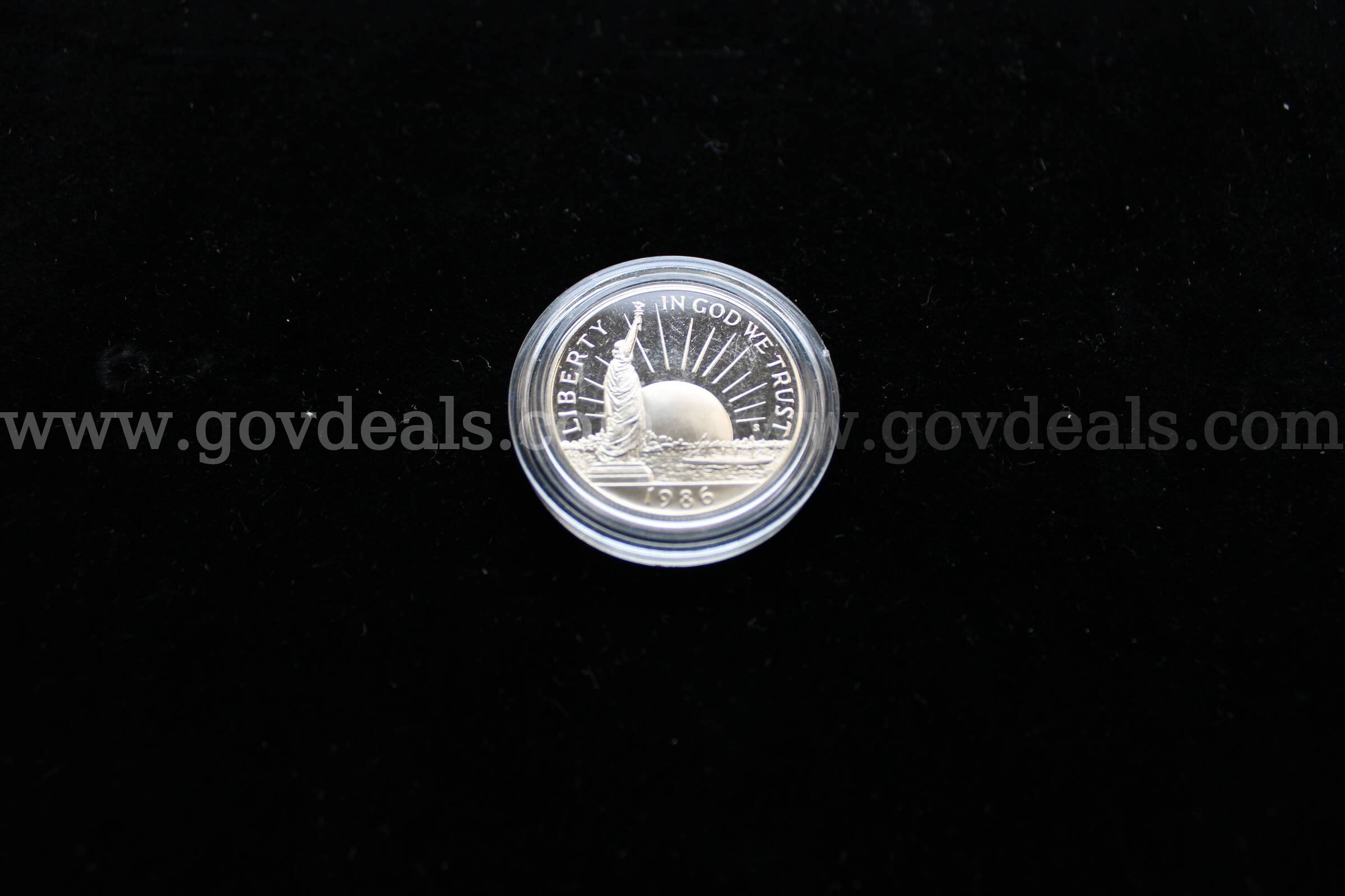 COIN SETS (1), $0.05 COIN (2), $0.10 COIN (19), 0.01 COIN (6), $0.50 COIN (4)   Government Surplus Auction - Photo #3
