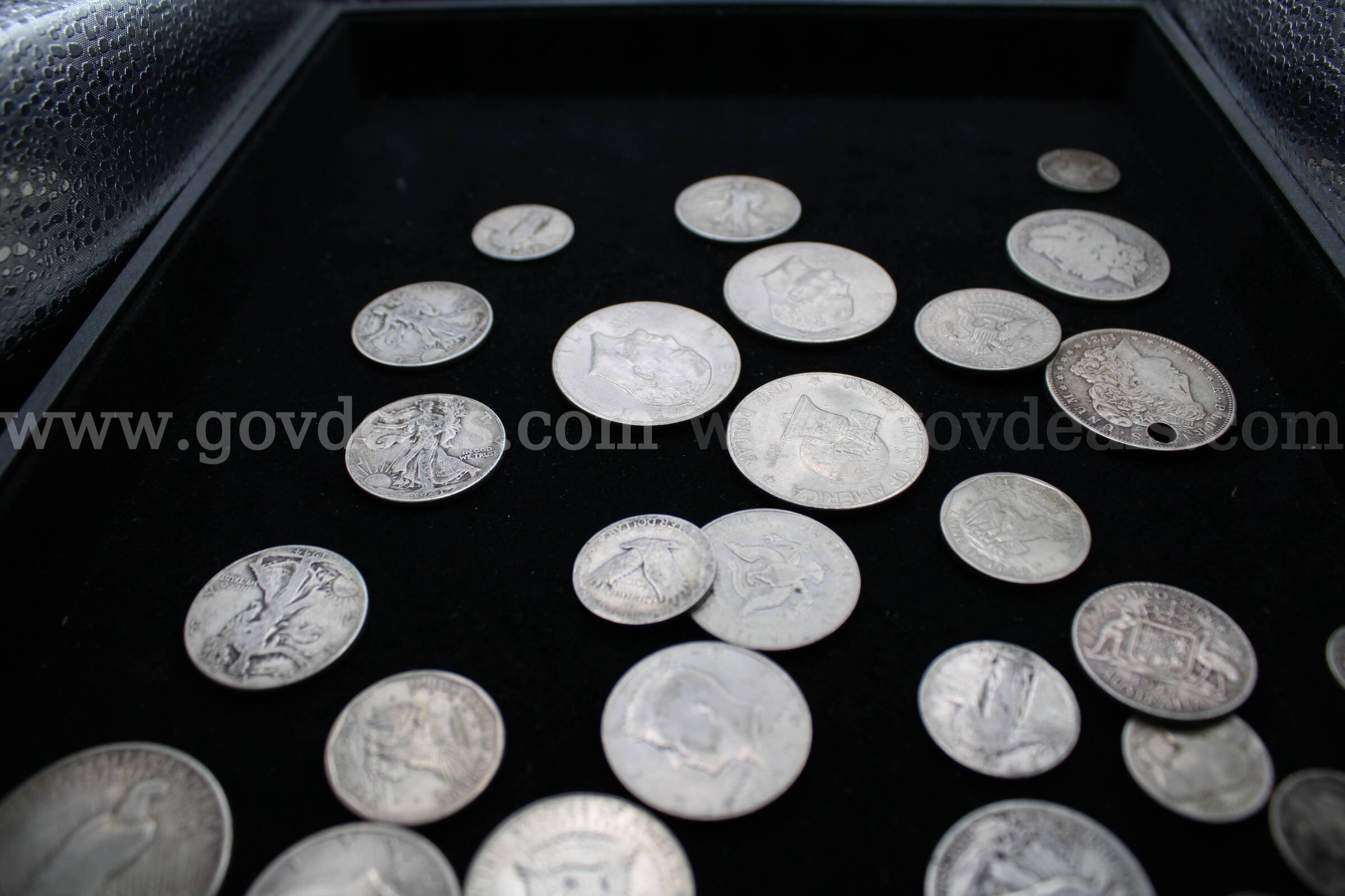 $2 BILL (4); $1 COIN (13); HALF DOLLAR (14); QUARTER (3); DIME (2); NICKEL (4)   Government Surplus Auction - Photo #5