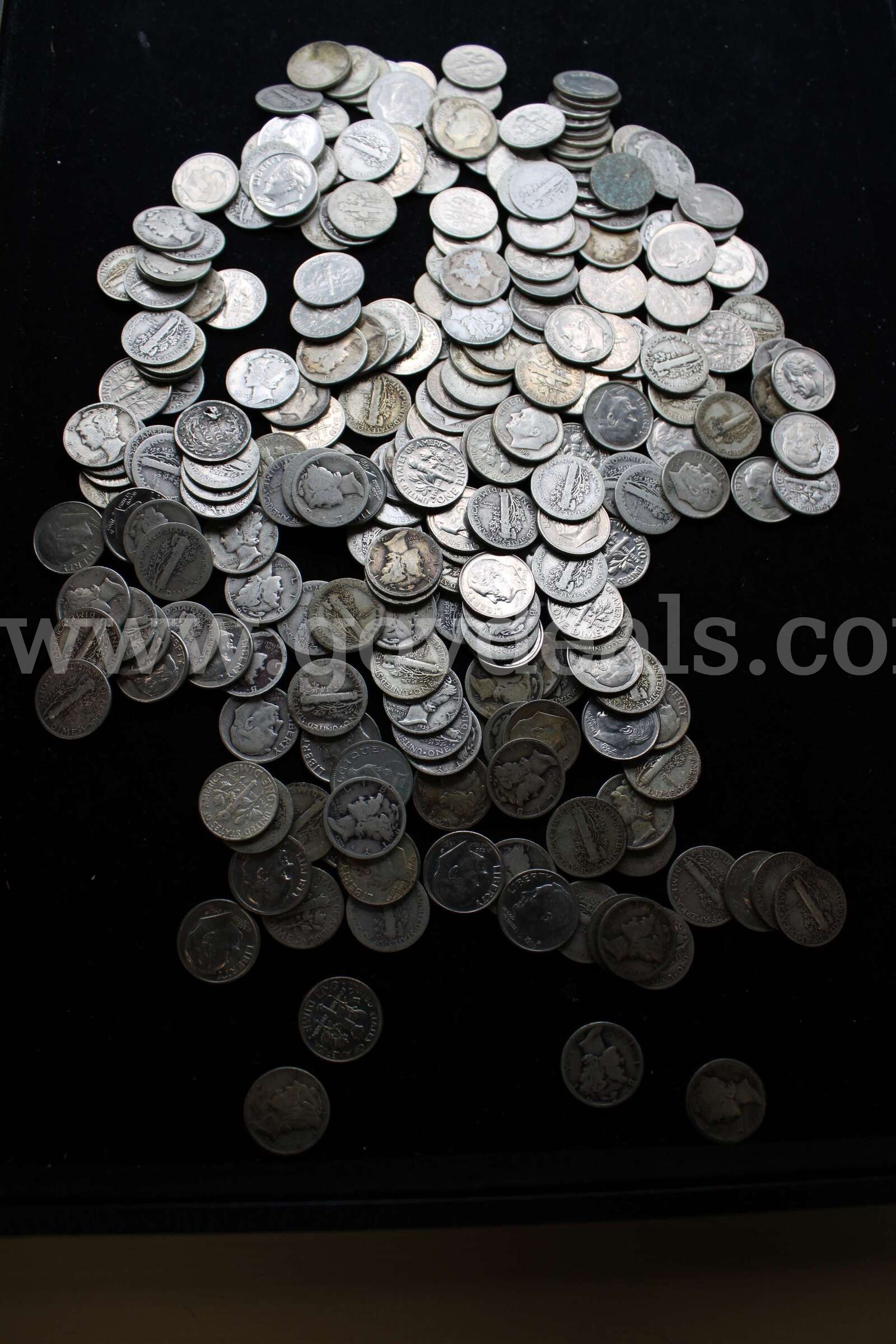 $5.00 BILL (2), $2.00 BILL (1), $1.00 BILL (32), 0.10 COIN (241)  0.05 COIN (23)  241 Government Surplus Auction - Photo #4