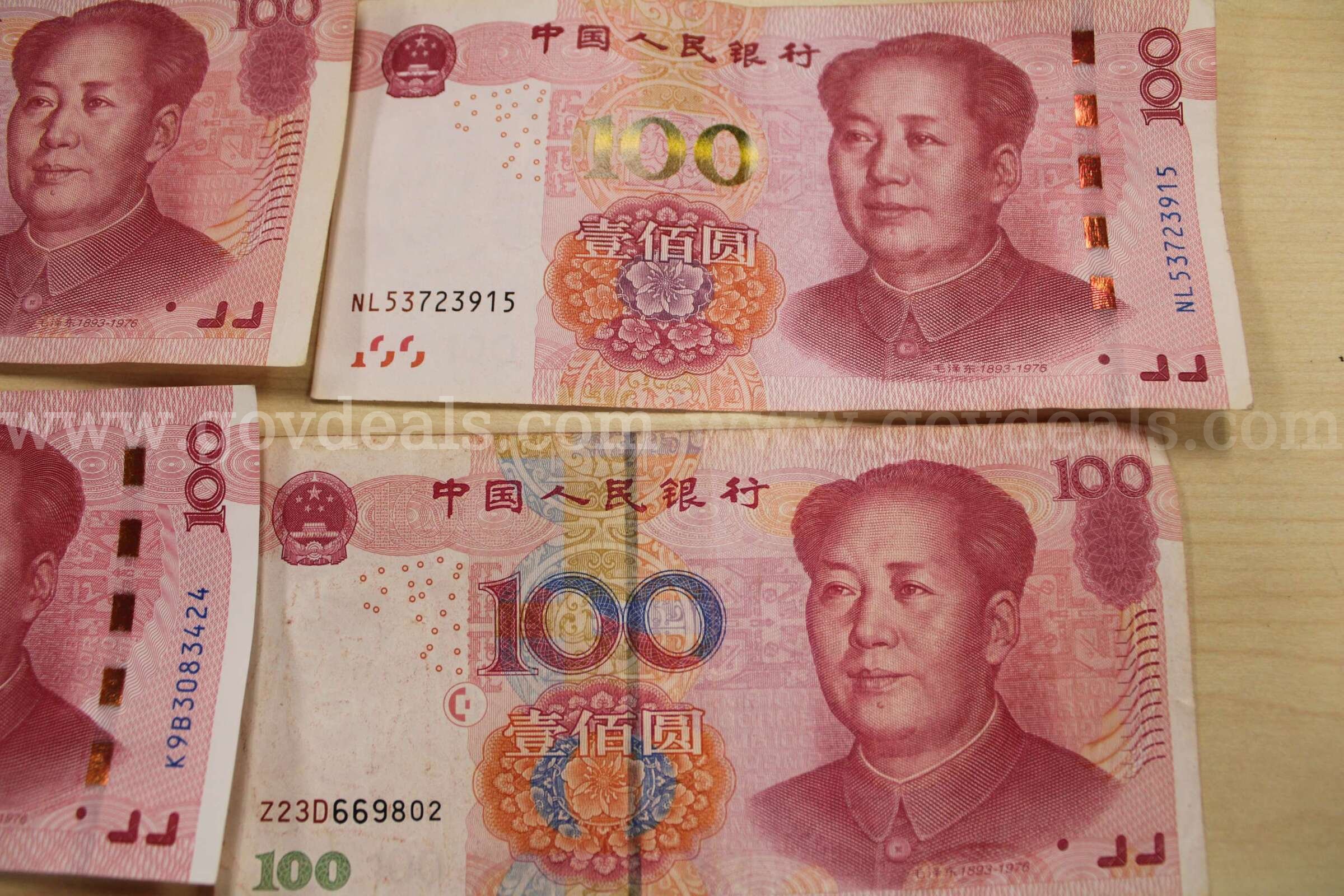 FOREIGN CURRENCY (14)   Government Surplus Auction - Photo #5