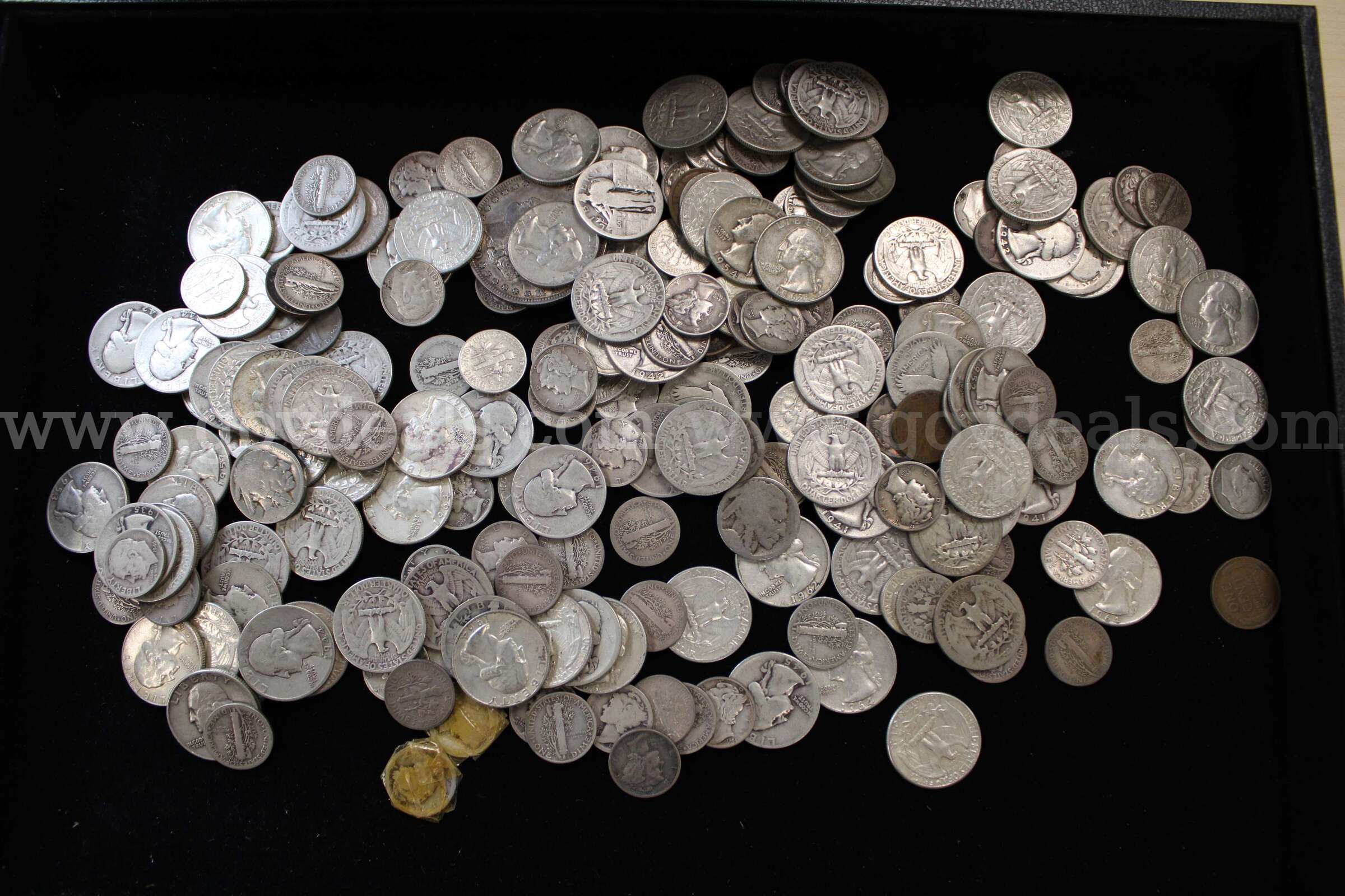 Nickels (5); Pennies (5); Silver Dollar (1); Dimes (99); Quarters (97)   Government Surplus Auction - Photo #4
