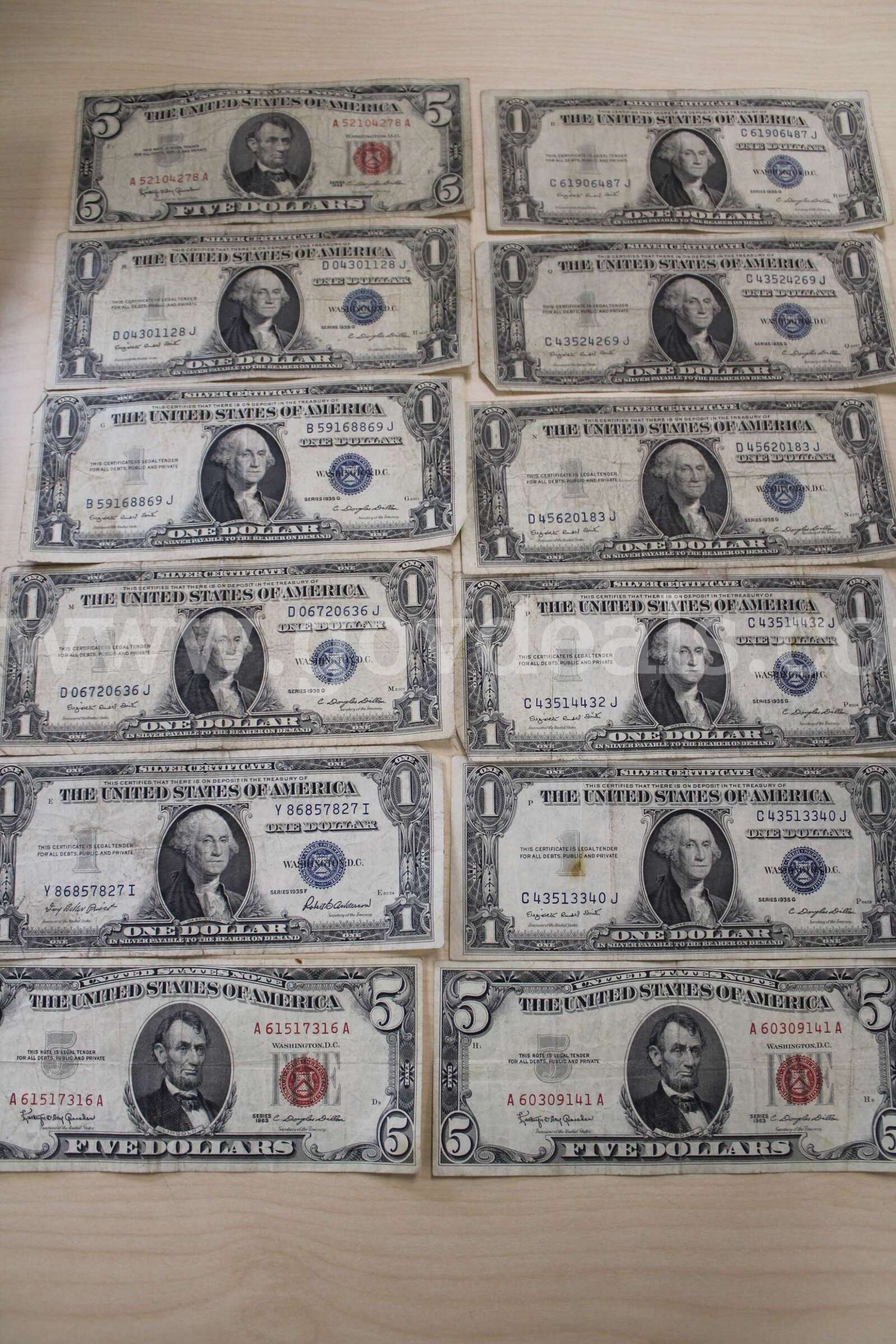 $5 BILL (3); $1 BILL (9); $1 COIN (14); HALF $ (11); FOREIGN COIN (1)   Government Surplus Auction - Photo #5