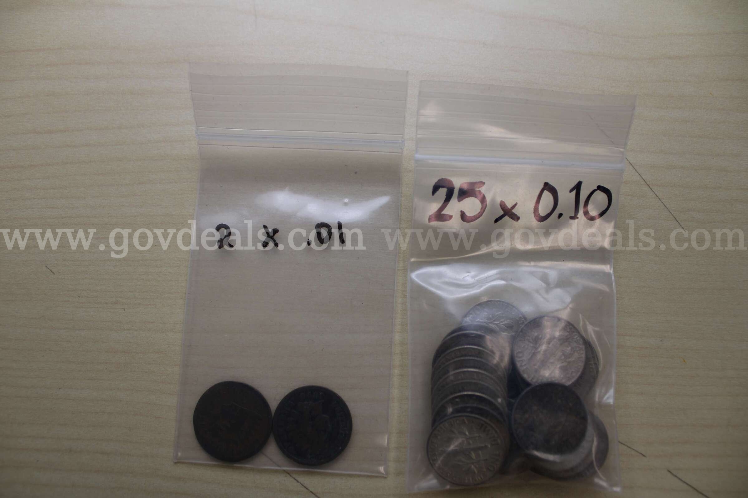 FOREIGN COINS (6); DIMES (25); QUARTER (27); PENNY (2); $1 COIN (11); HALF $ (14   Government Surplus Auction - Photo #6