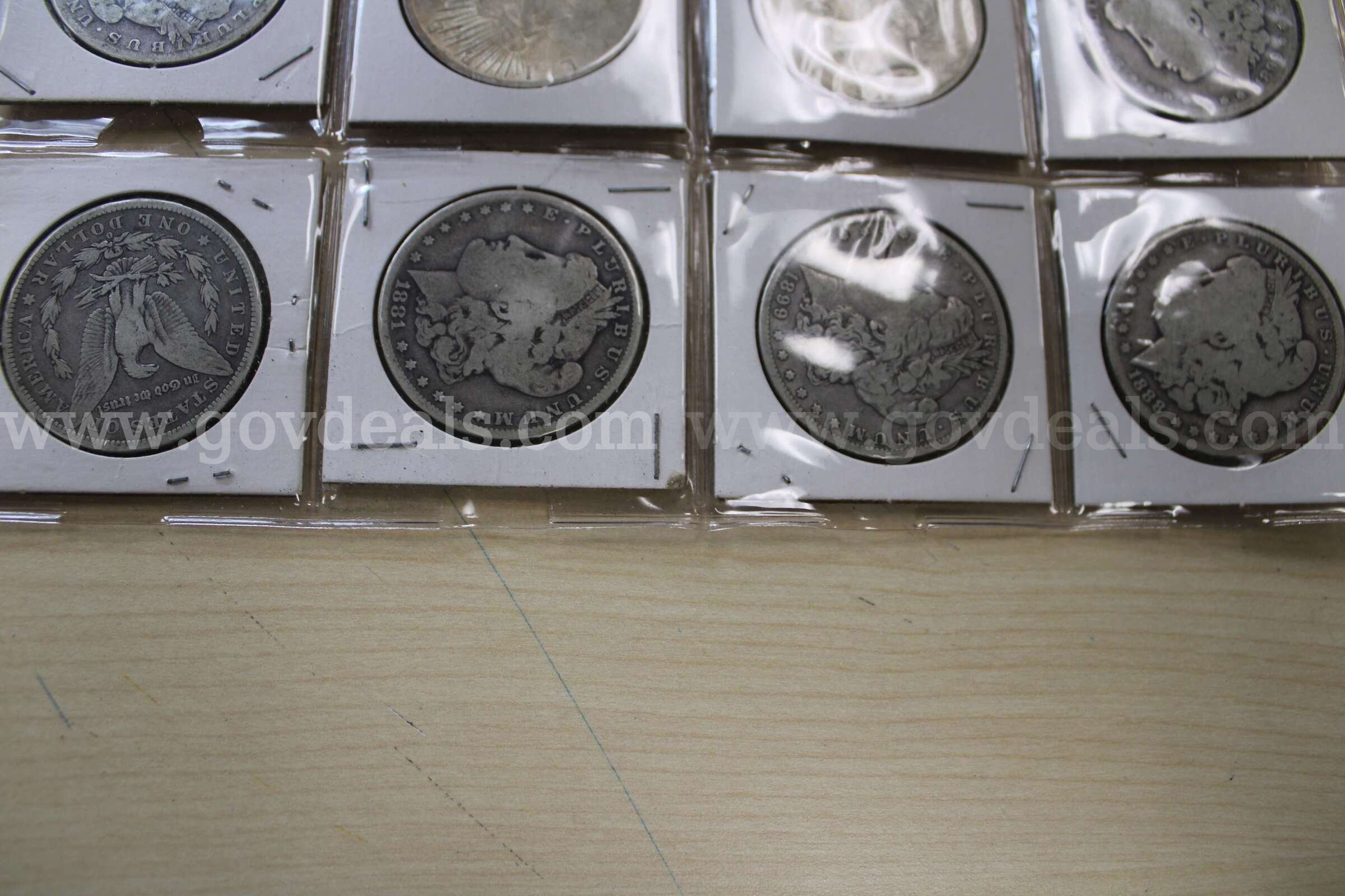 $1 COIN (22)   Government Surplus Auction - Photo #4