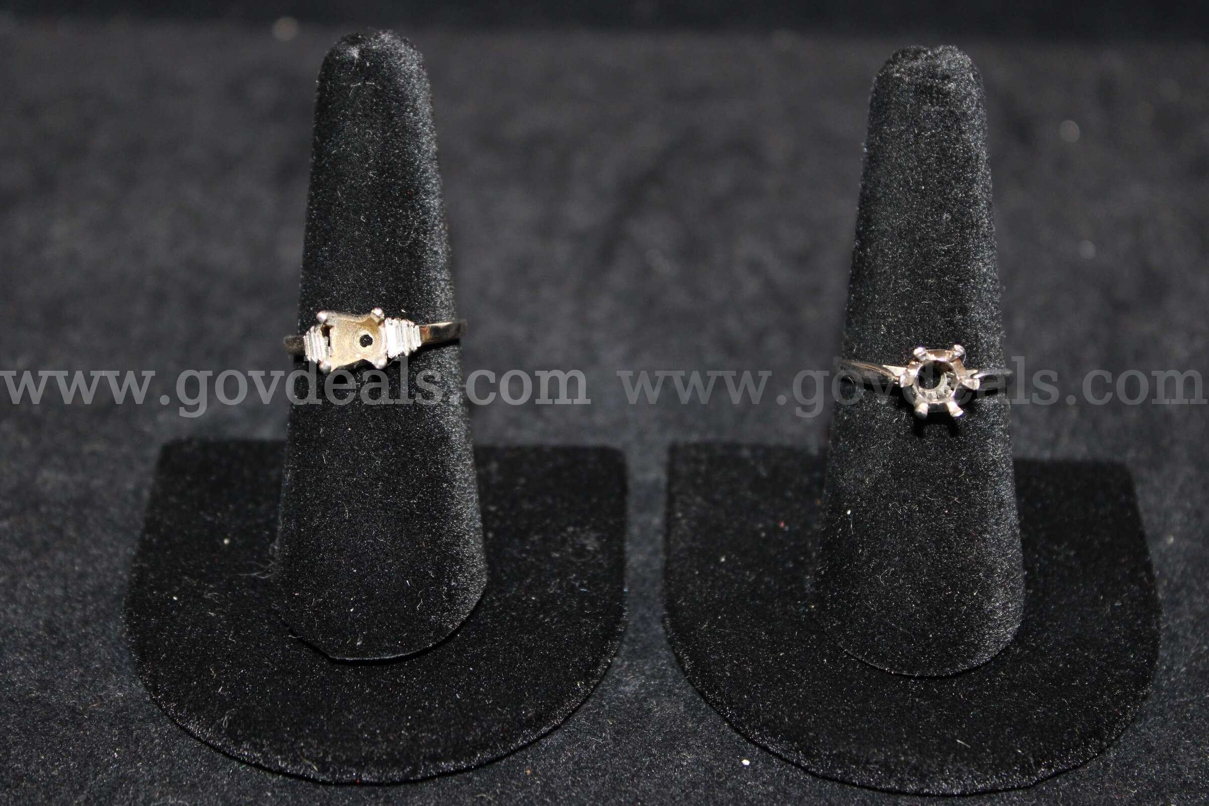 2 Rings   Government Surplus Auction - Primary Photo