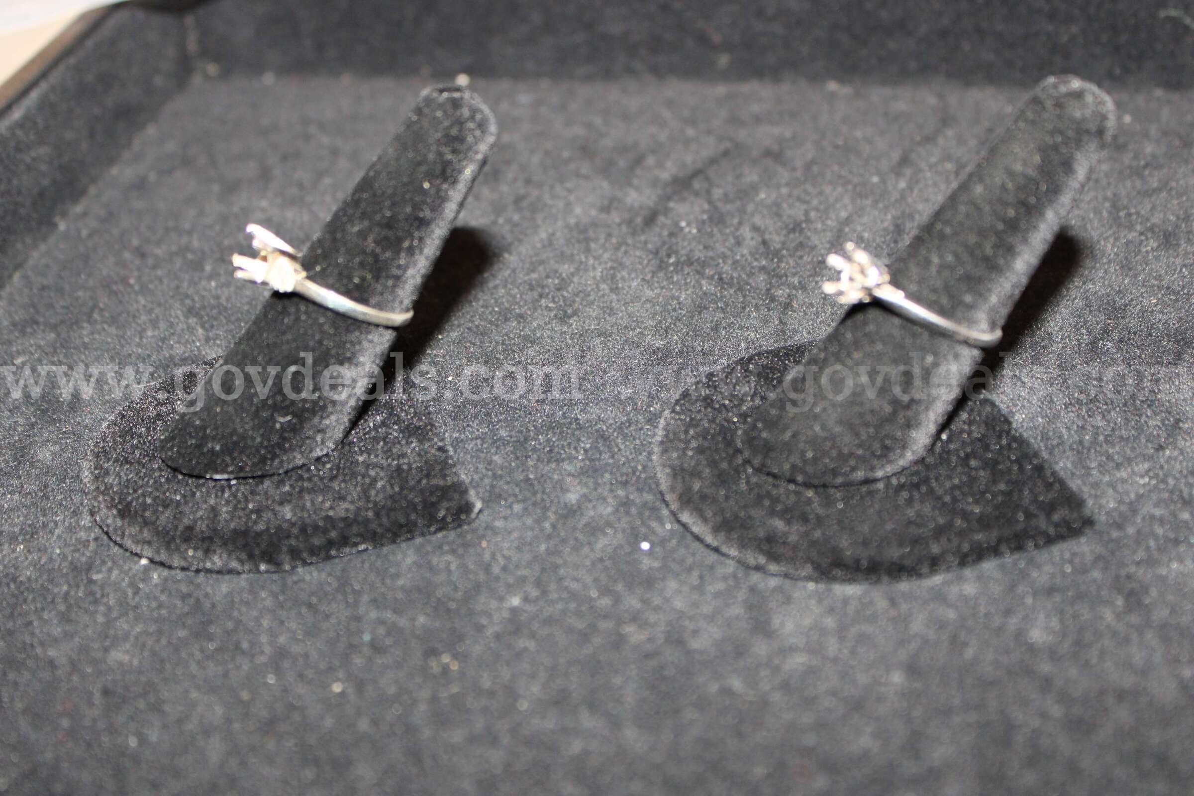 2 Rings   Government Surplus Auction - Photo #2