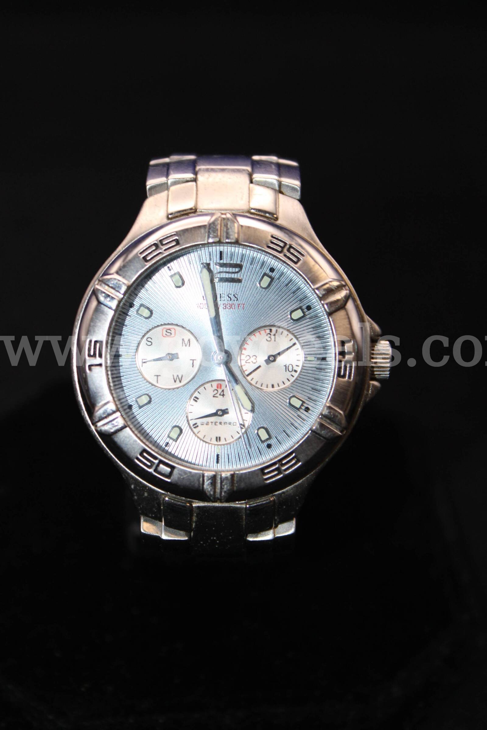WATCH   Government Surplus Auction - Primary Photo