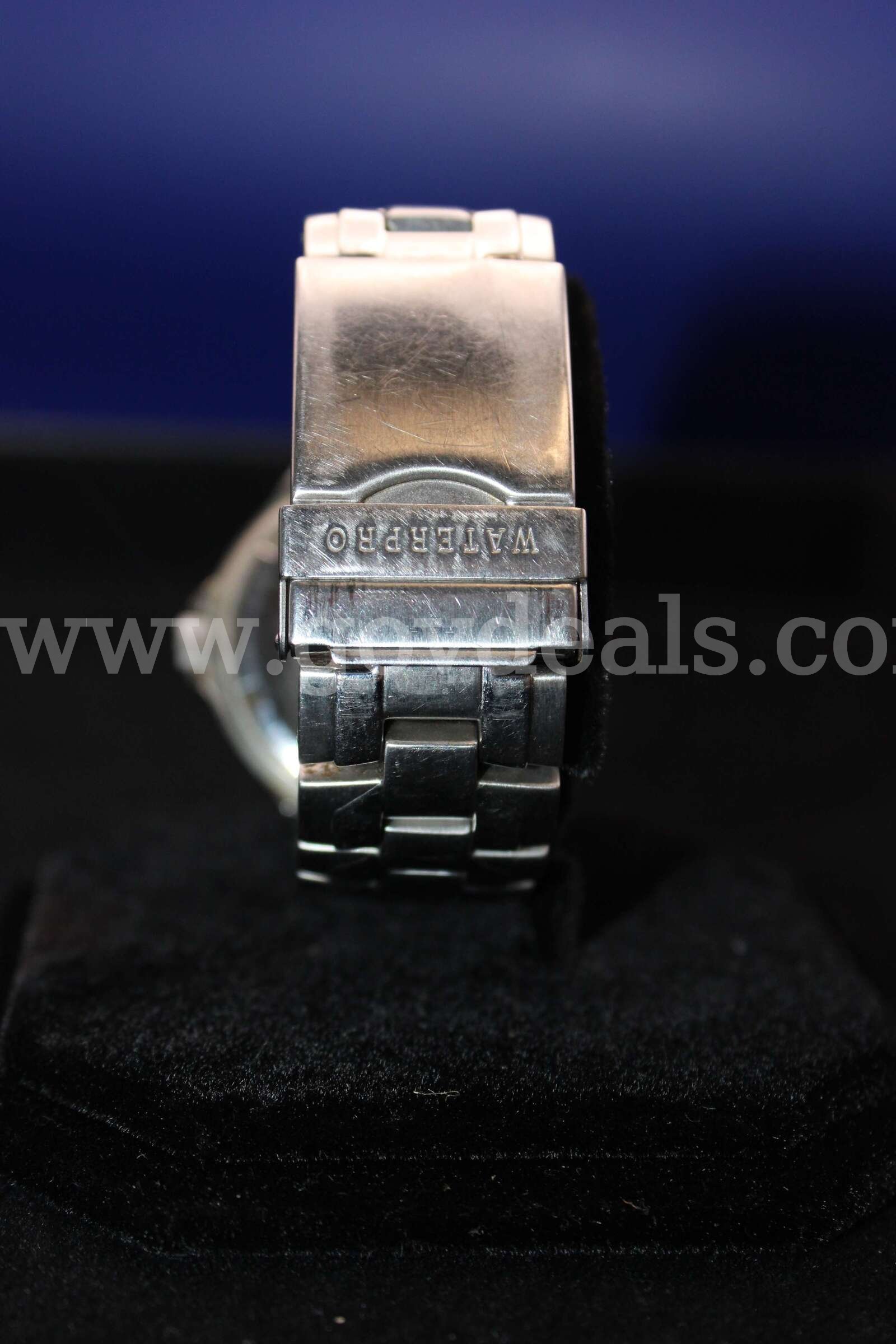 WATCH   Government Surplus Auction - Photo #6