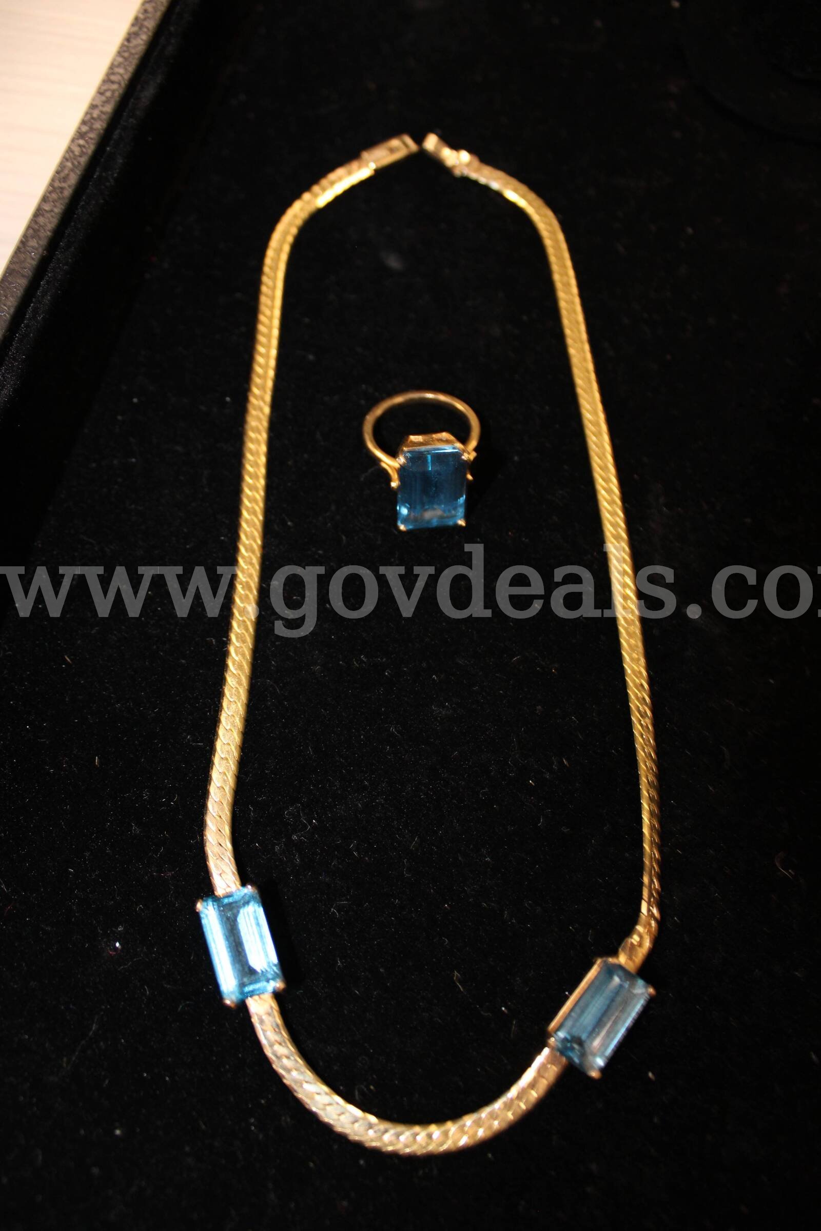 Rings (5)  Earrings Pair (1)  Stick Pin (1) Necklace (1)   Government Surplus Auction - Photo #2