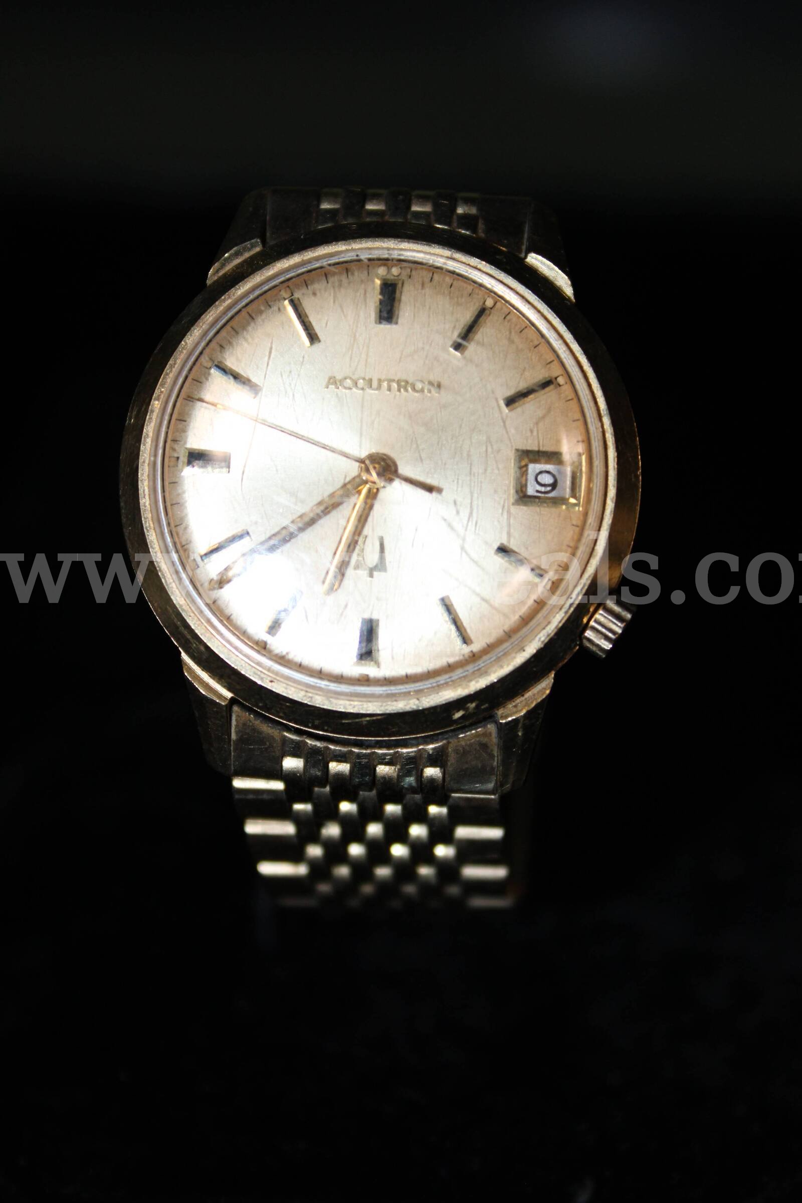 2 Watches   Government Surplus Auction - Photo #2