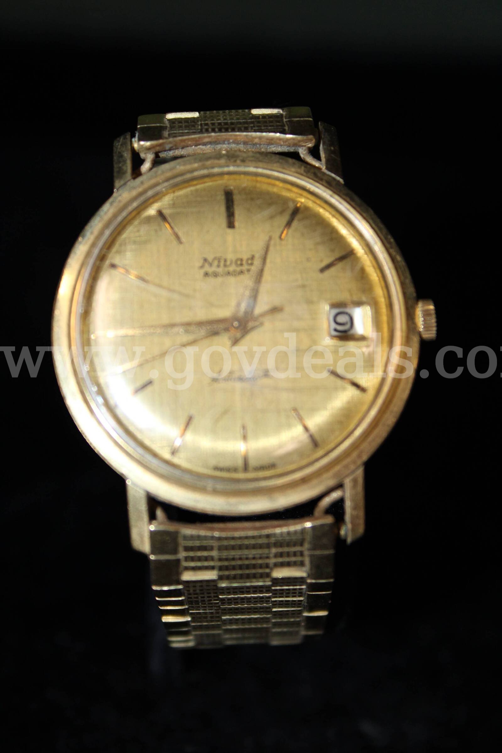 2 Watches   Government Surplus Auction - Photo #3