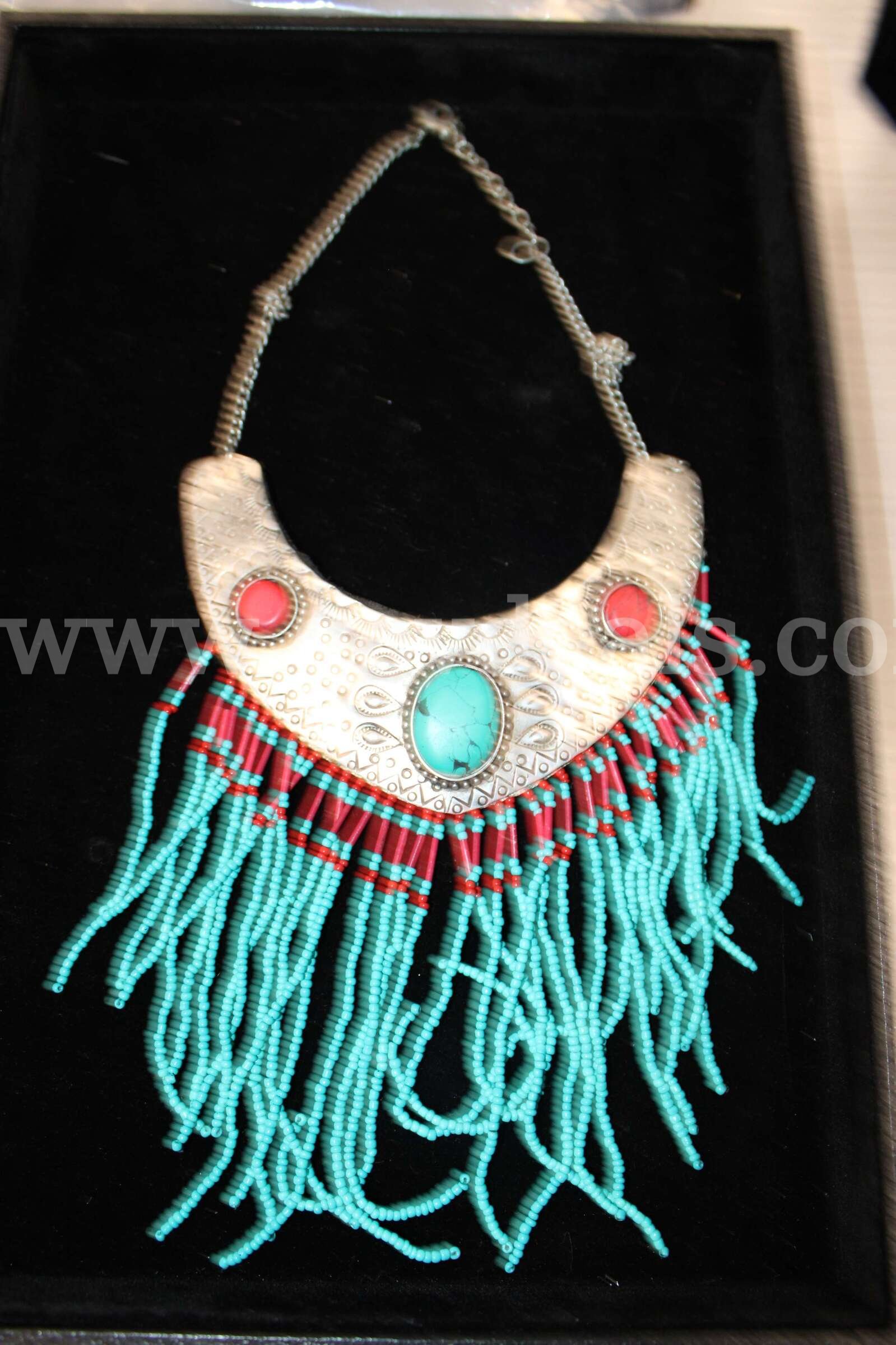 1 Necklace   Government Surplus Auction - Primary Photo