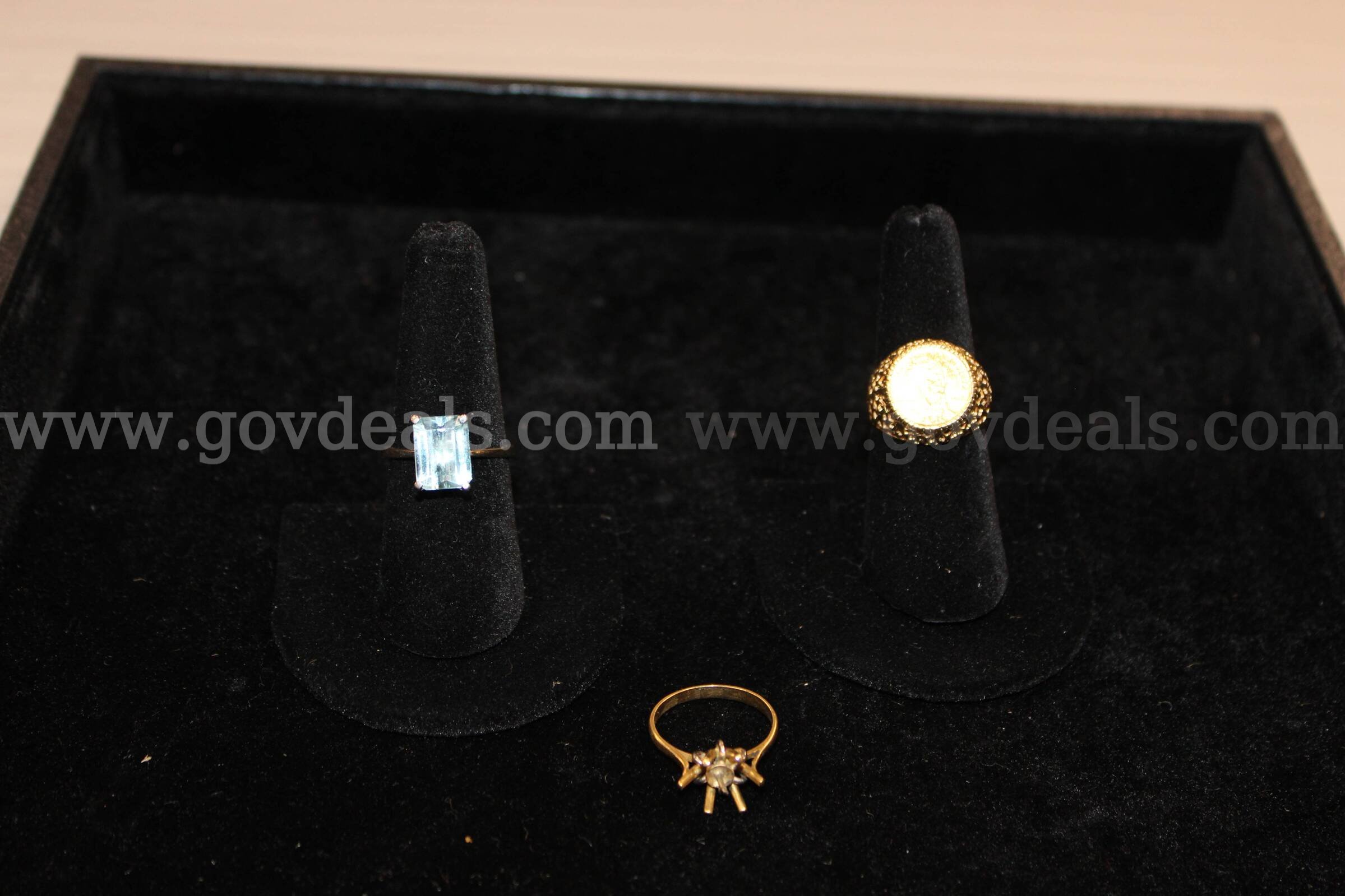 3 Rings   Government Surplus Auction - Primary Photo