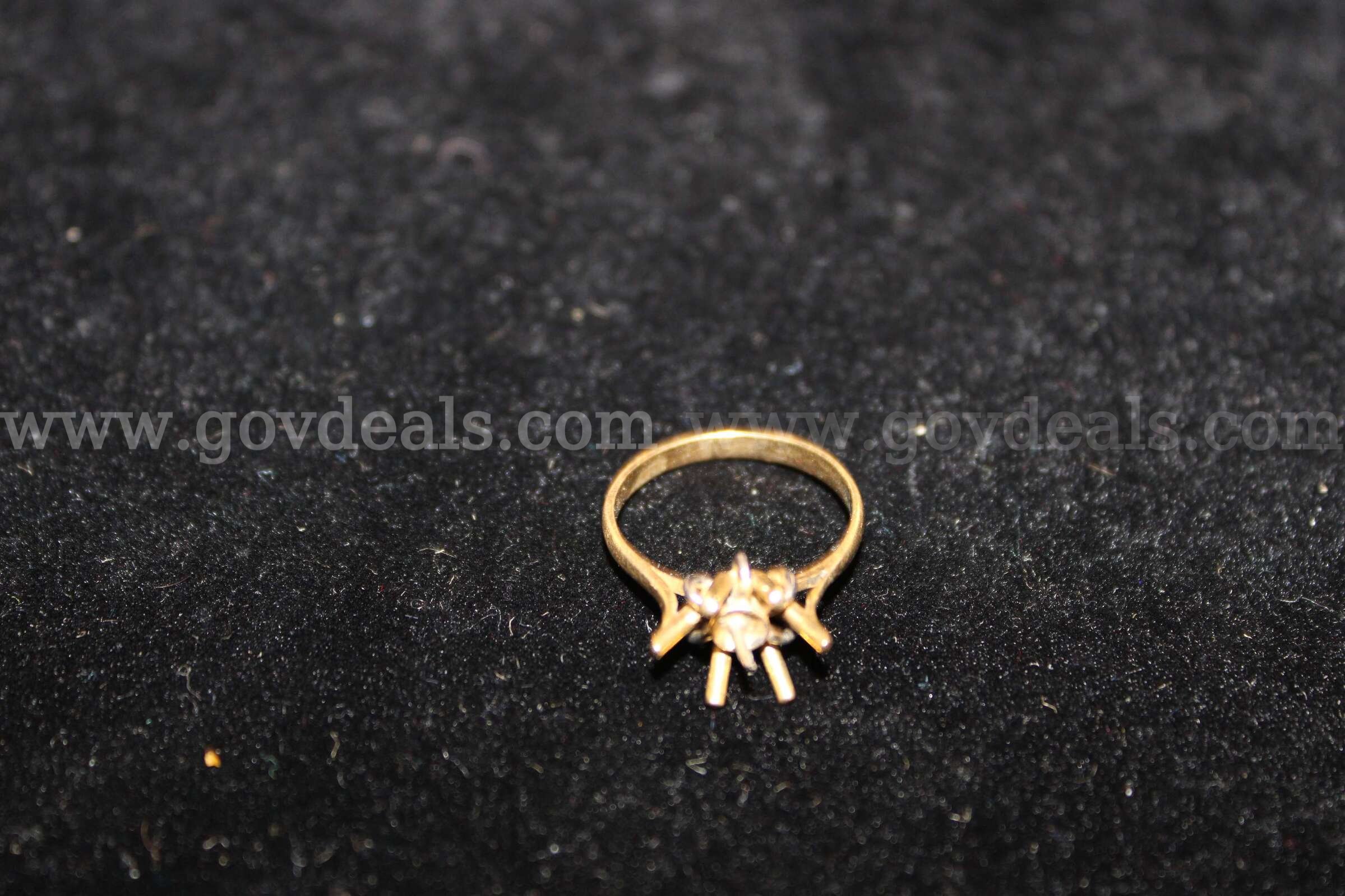 3 Rings   Government Surplus Auction - Photo #4