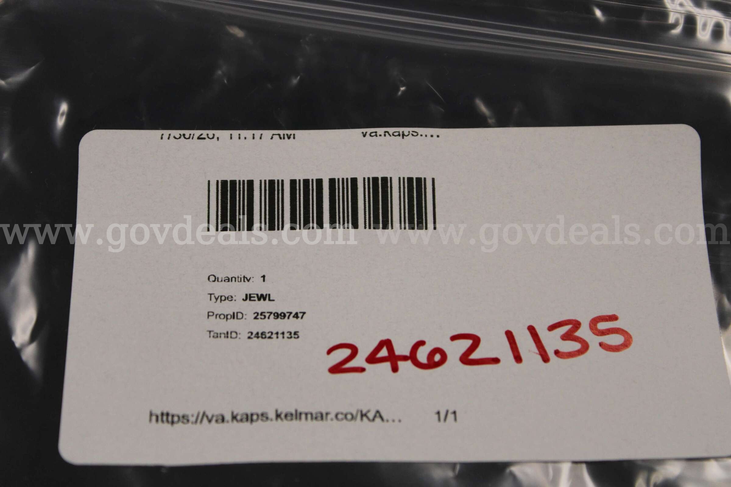 1 Watch   Government Surplus Auction - Photo #3